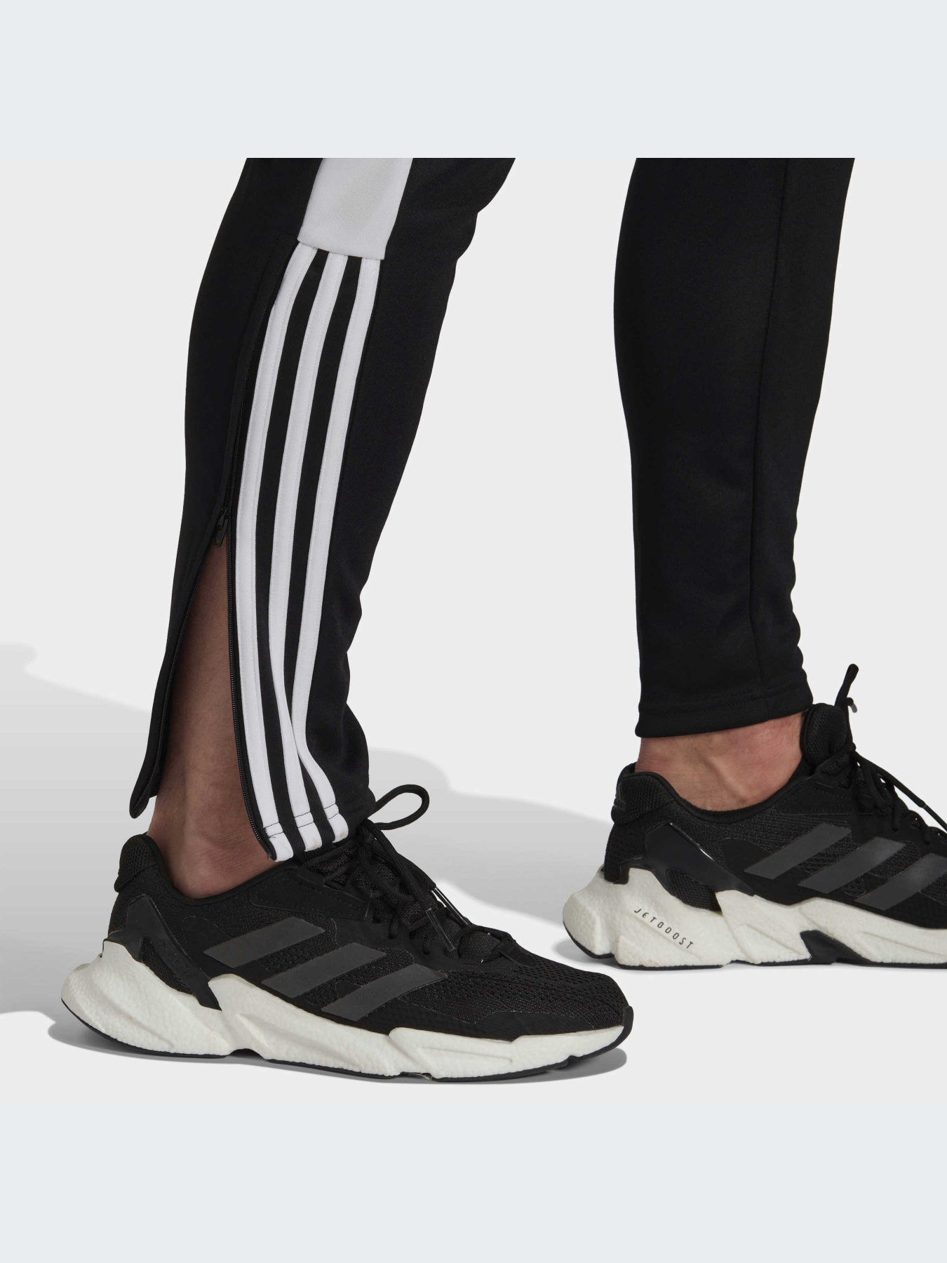 Штани спортивні Adidas Tiro модель H59990 Фото