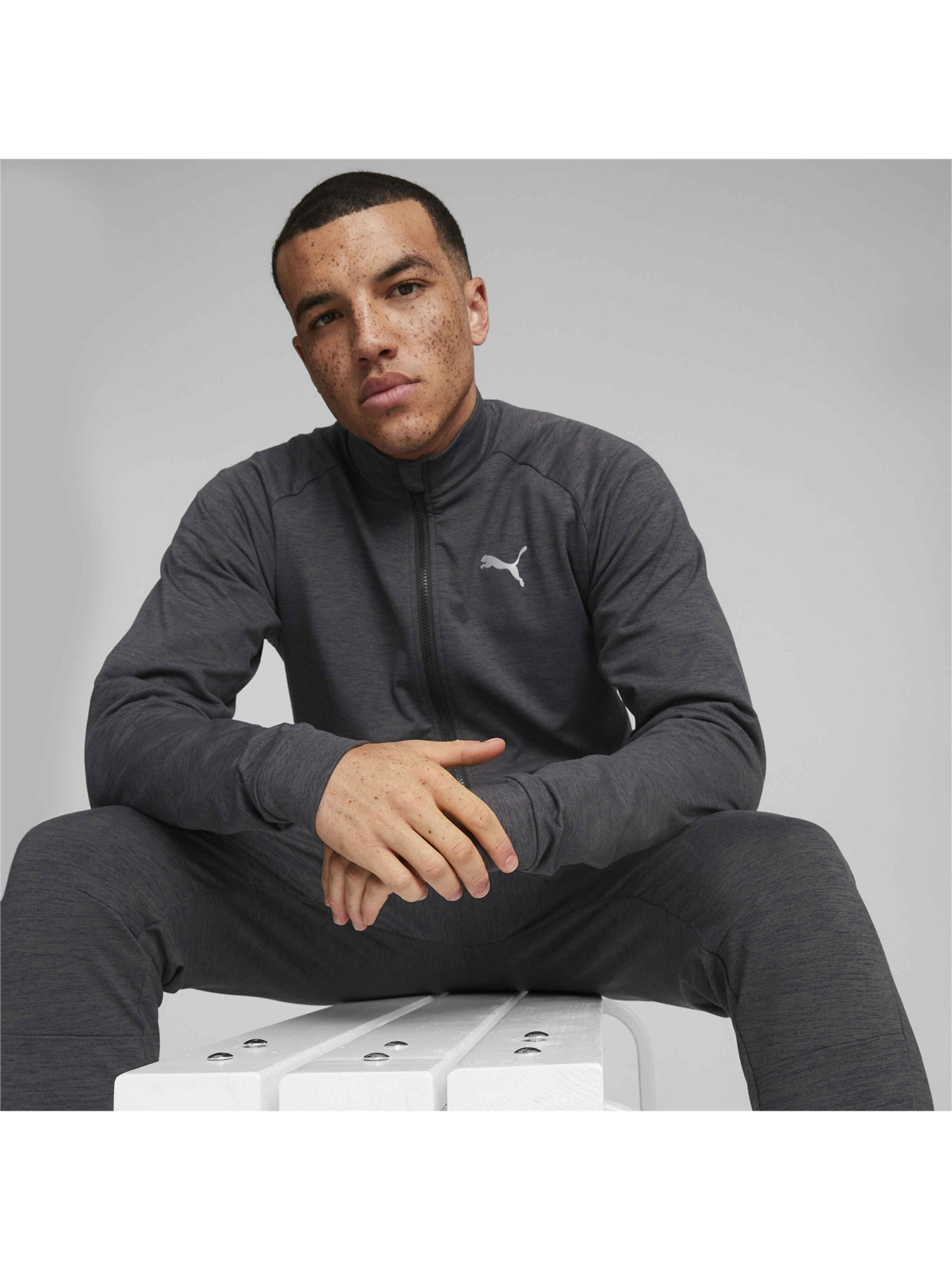 Кофта спортивная PUMA Train Cloudspun Fz Jacket модель 521519 Фото