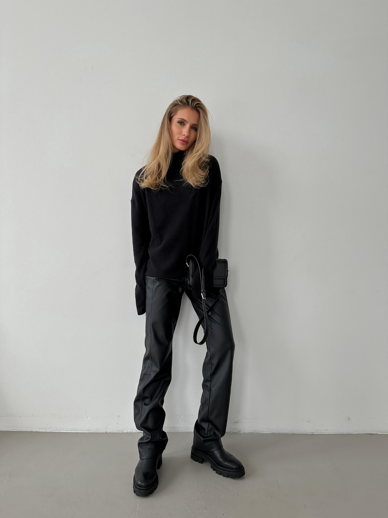 Свитер DARI CO модель AW23300_1 Фото