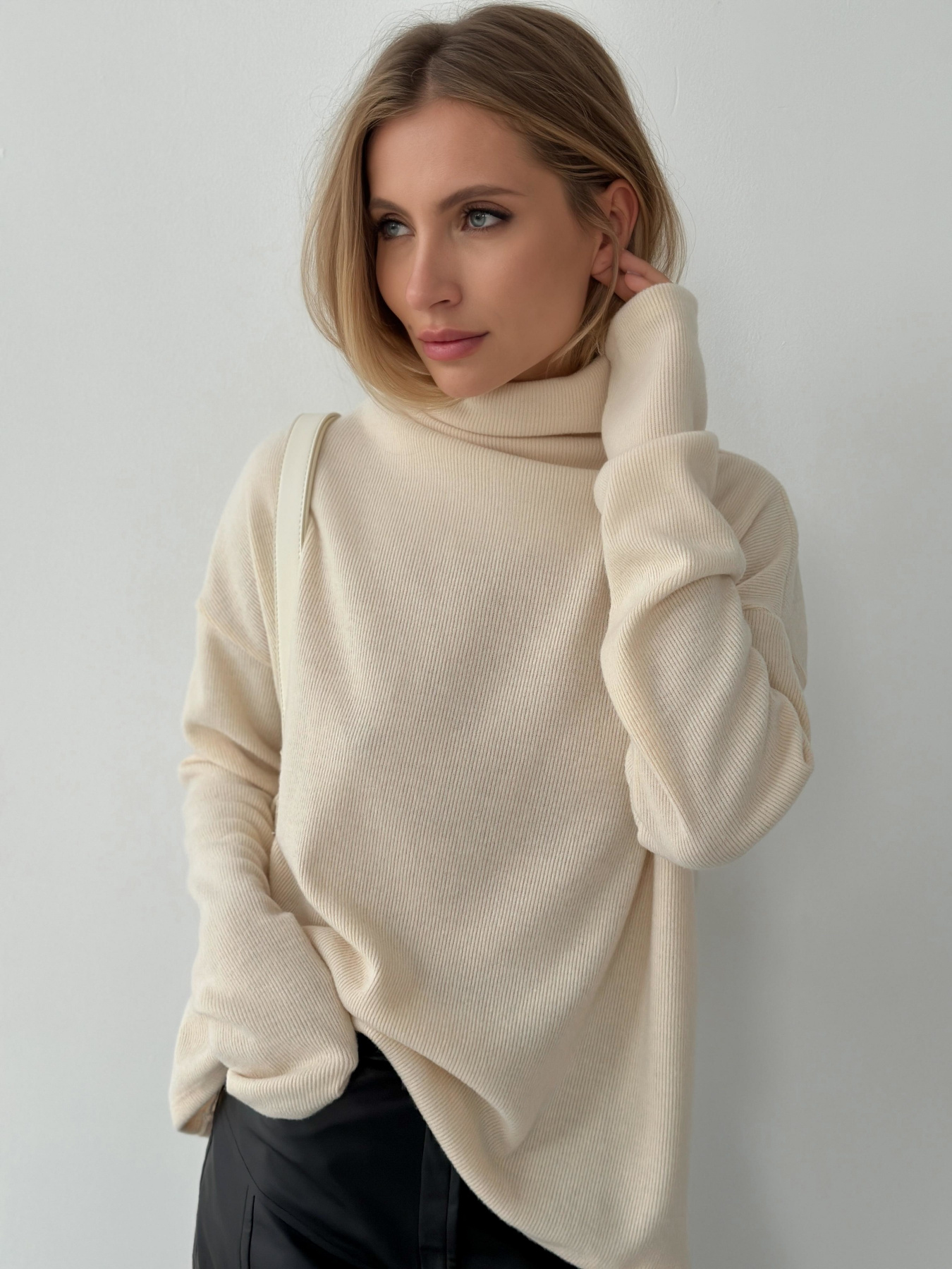 Свитер DARI CO модель AW23300_23 Фото