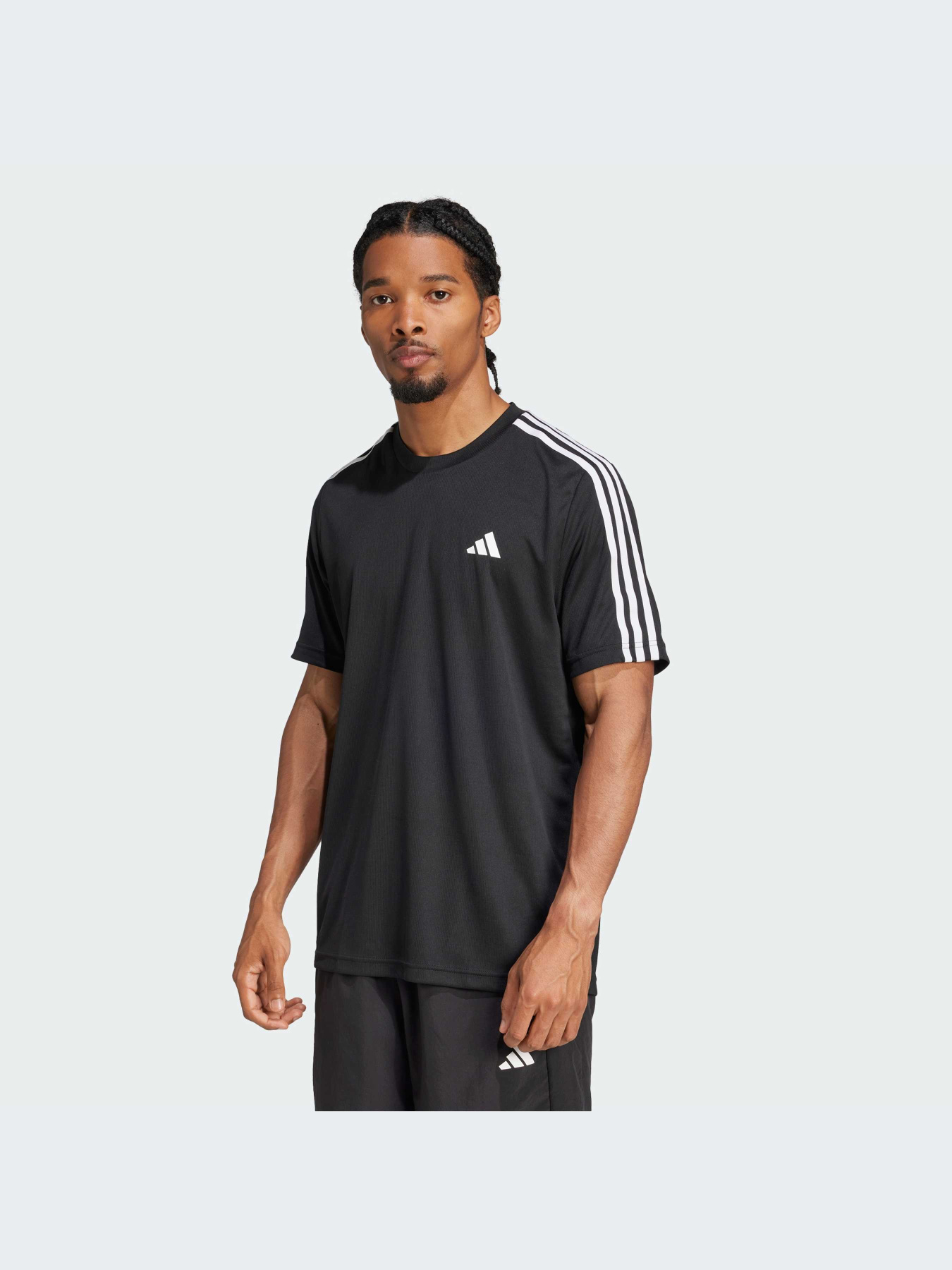 Спортивная футболка Adidas 3 Stripes модель GM2105 Спортивная футболка Adidas 3 Stripes модель GM2105 Фото