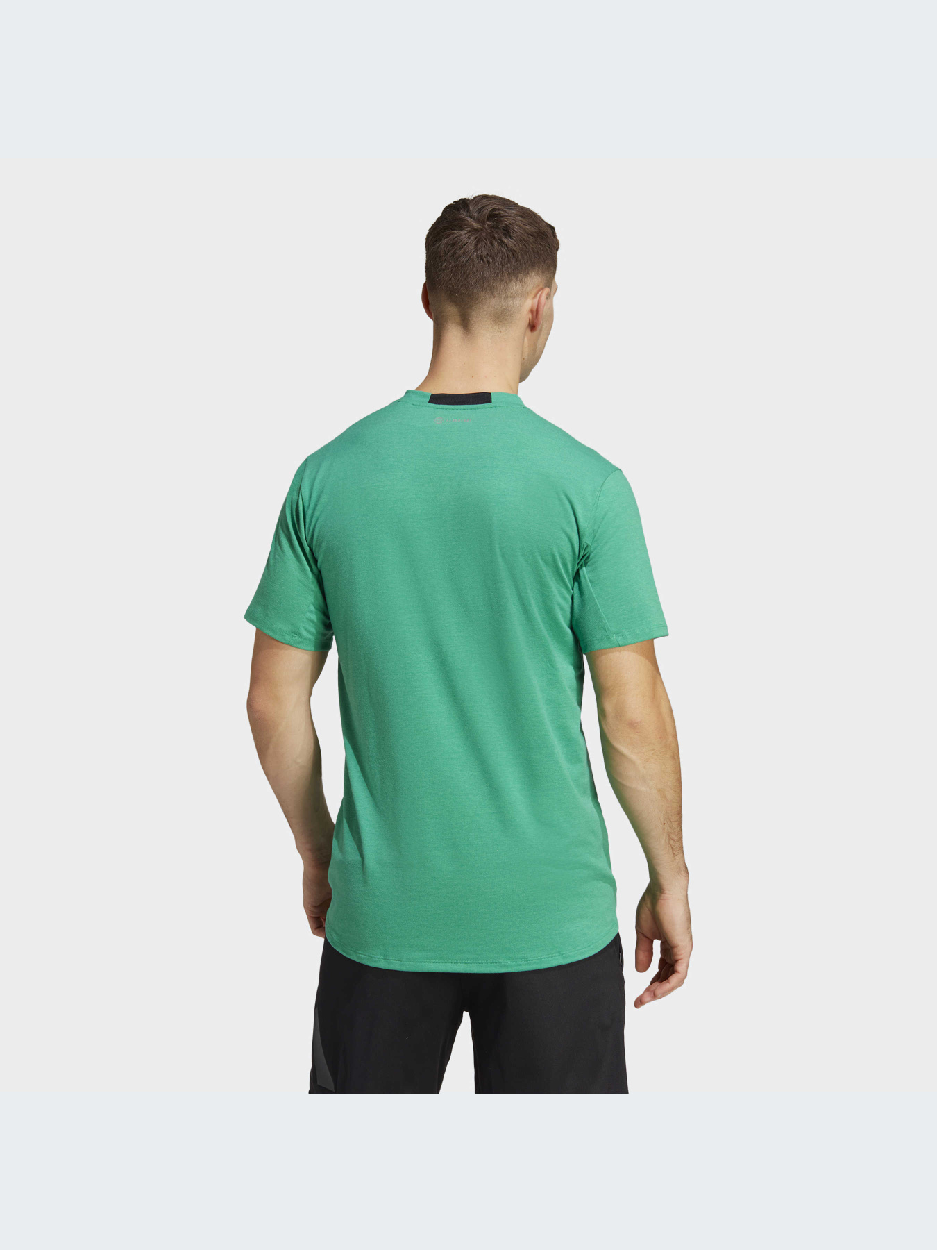 Футболка спортивная Adidas модель IC2016 Фото