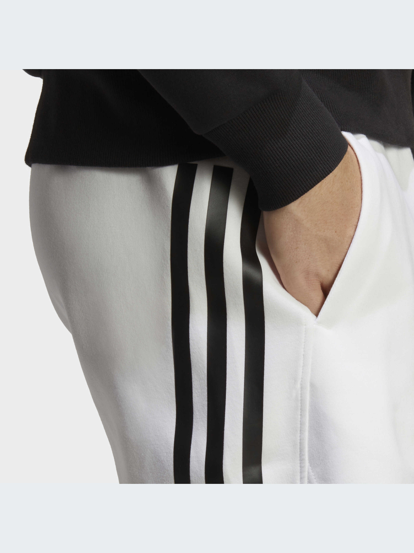 Шорти Adidas модель IC3753 Фото