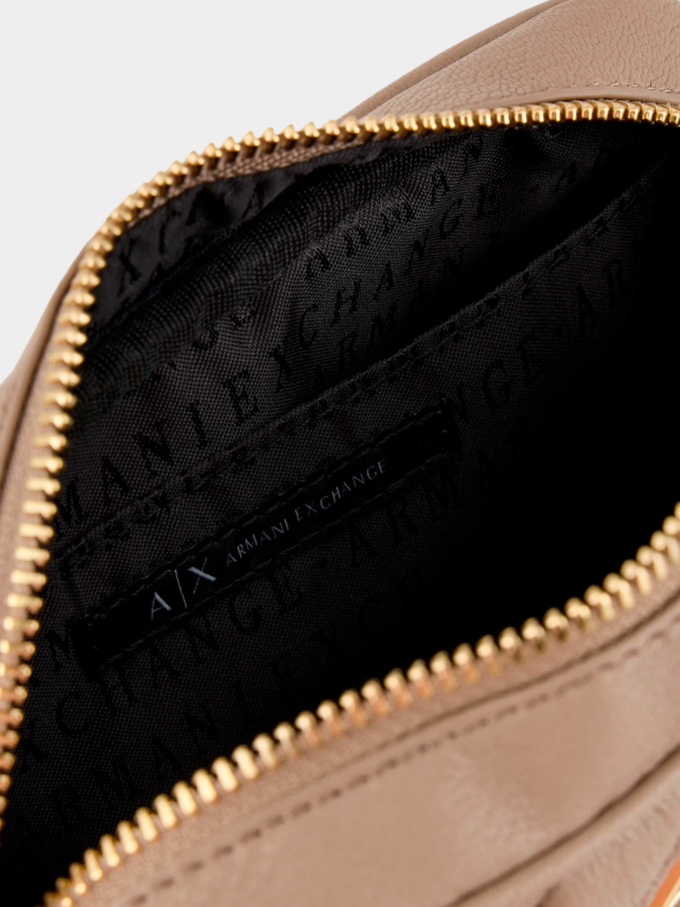 Сумки Armani Exchange модель 942855-2F745-09752 Фото