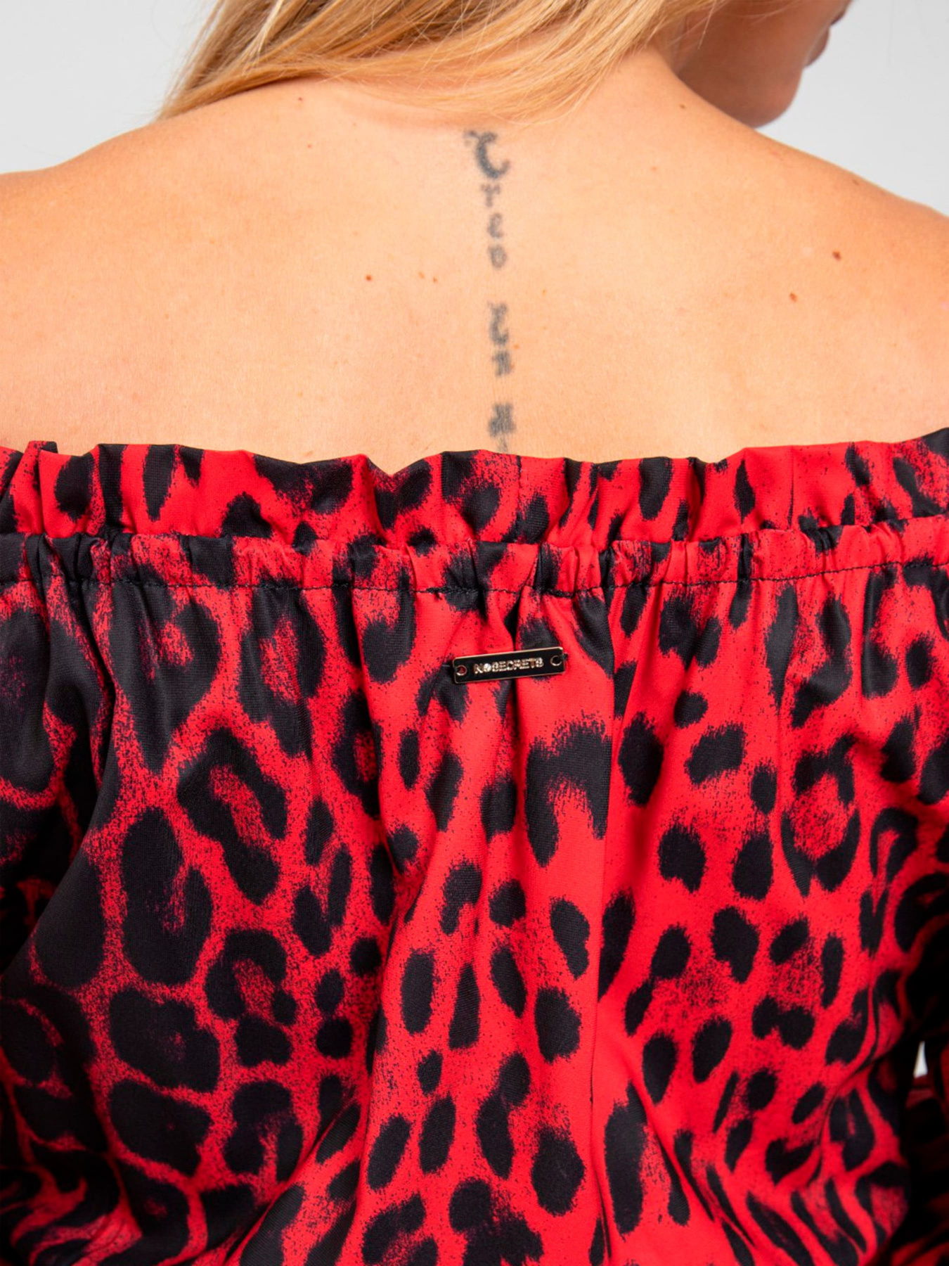 Платье мини NOSECRETS модель 233NS088 Фото