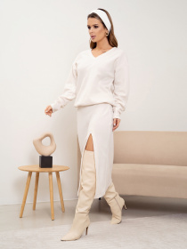 Повседневный костюм ISSA Plus модель 14371_молочный Фото