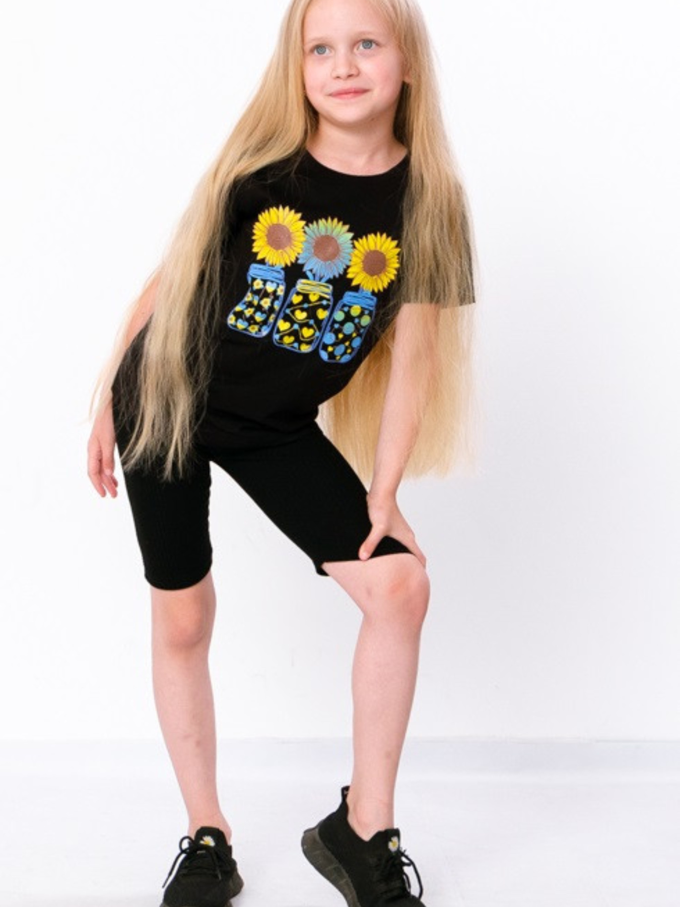 Футболка Носи своє модель 6021-1-chornij-sonqshniki Фото