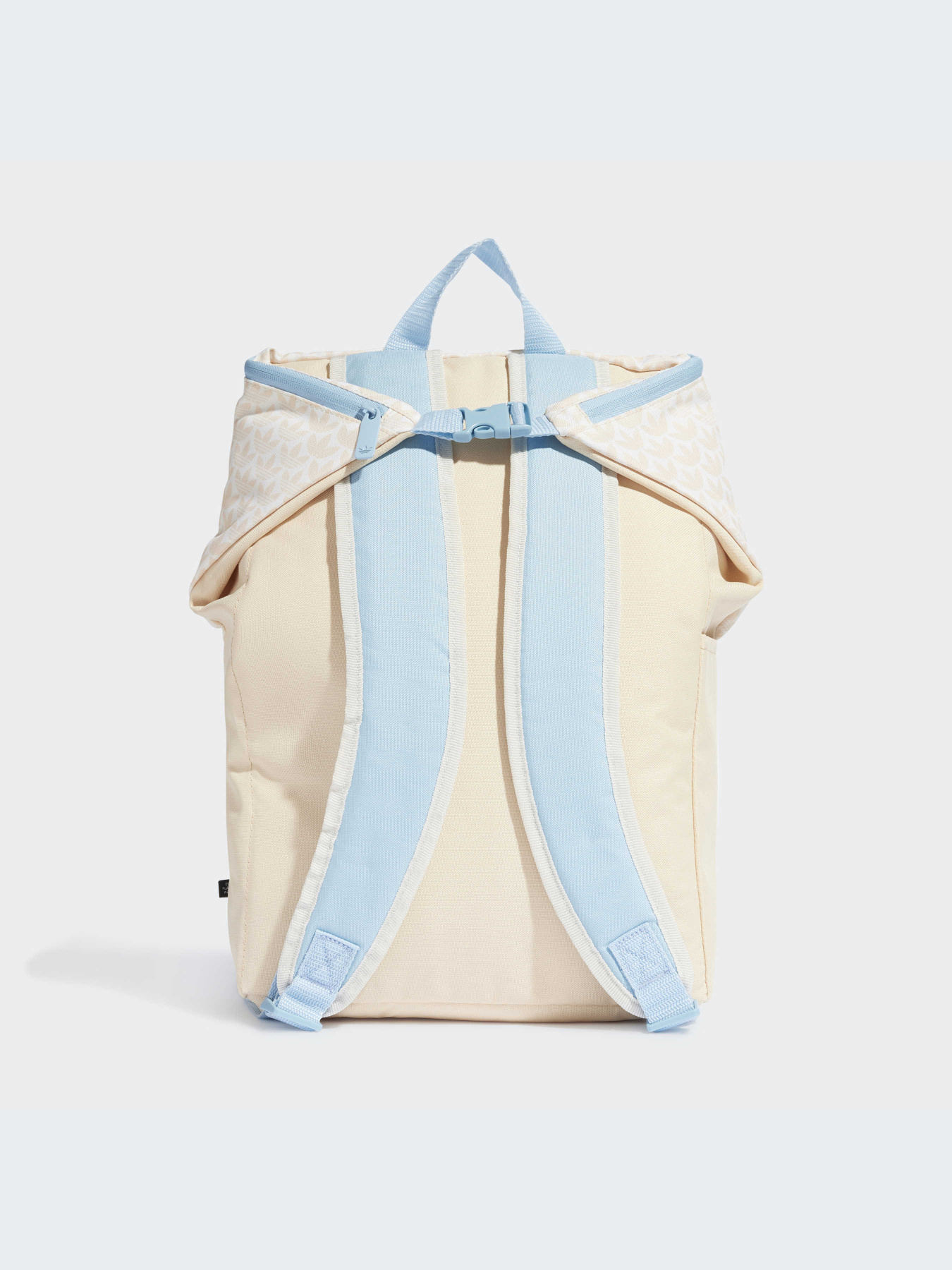 Повседневный рюкзак Adidas Trefoil модель IB9221 Повседневный рюкзак Adidas Trefoil модель IB9221 Фото