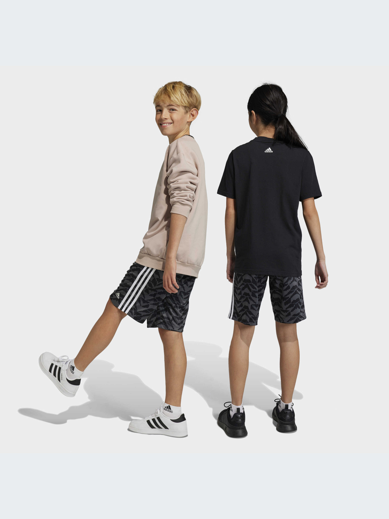 Шорты Adidas модель HR6392 Фото