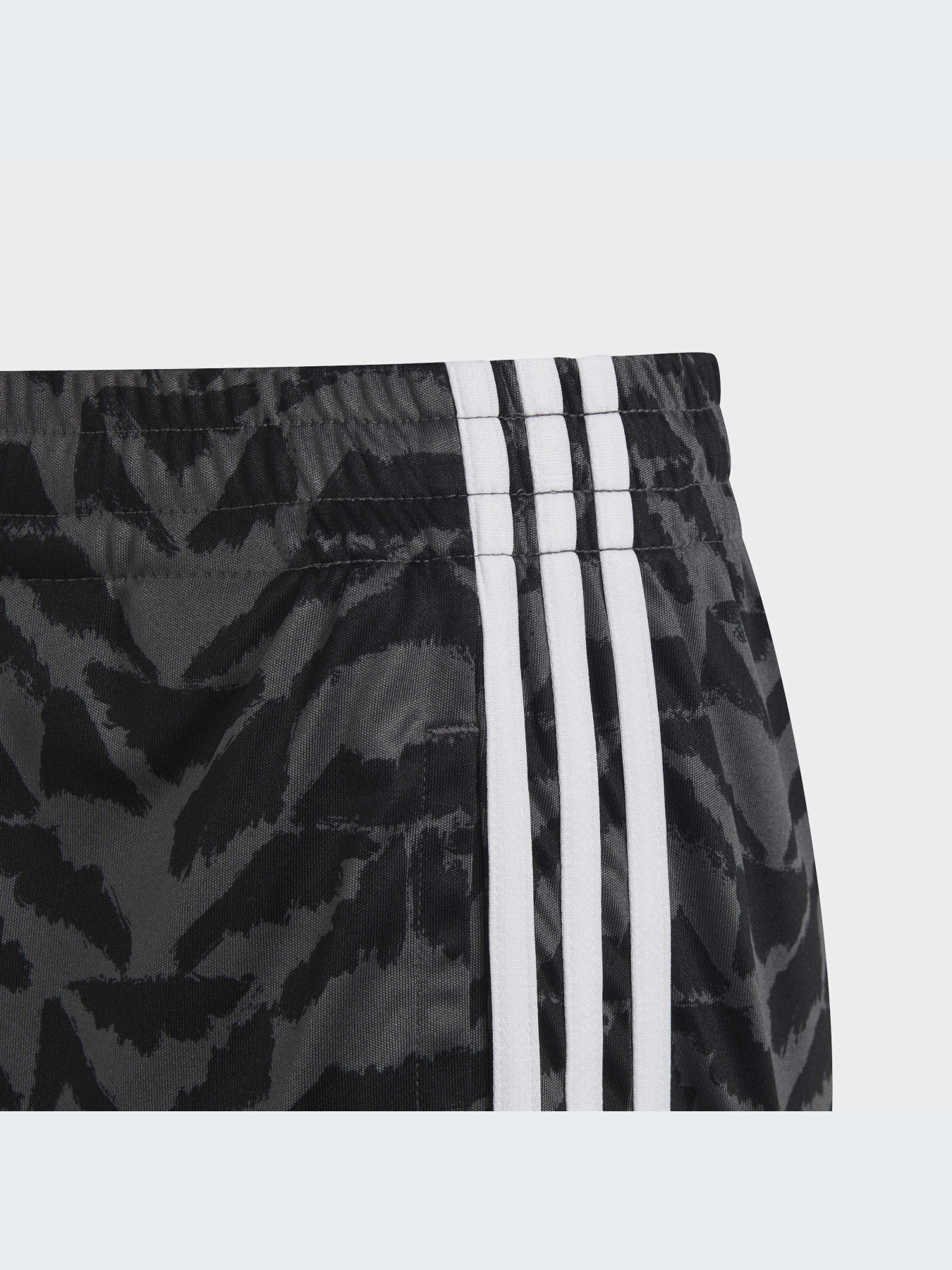 Повсякденні шорти Adidas модель HR6392 Фото