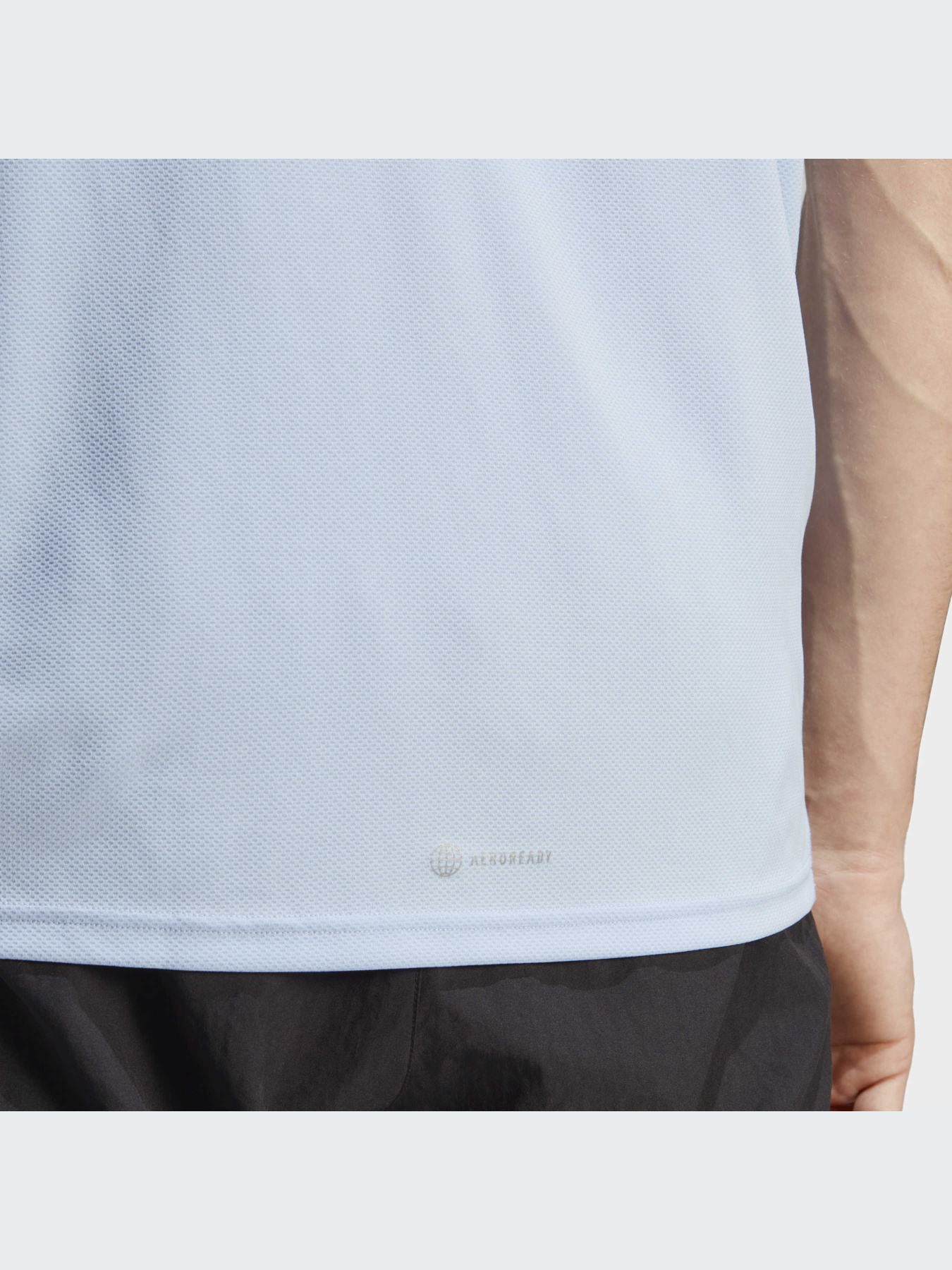 Спортивная футболка Adidas модель HR3269 Спортивная футболка Adidas модель HR3269 Фото