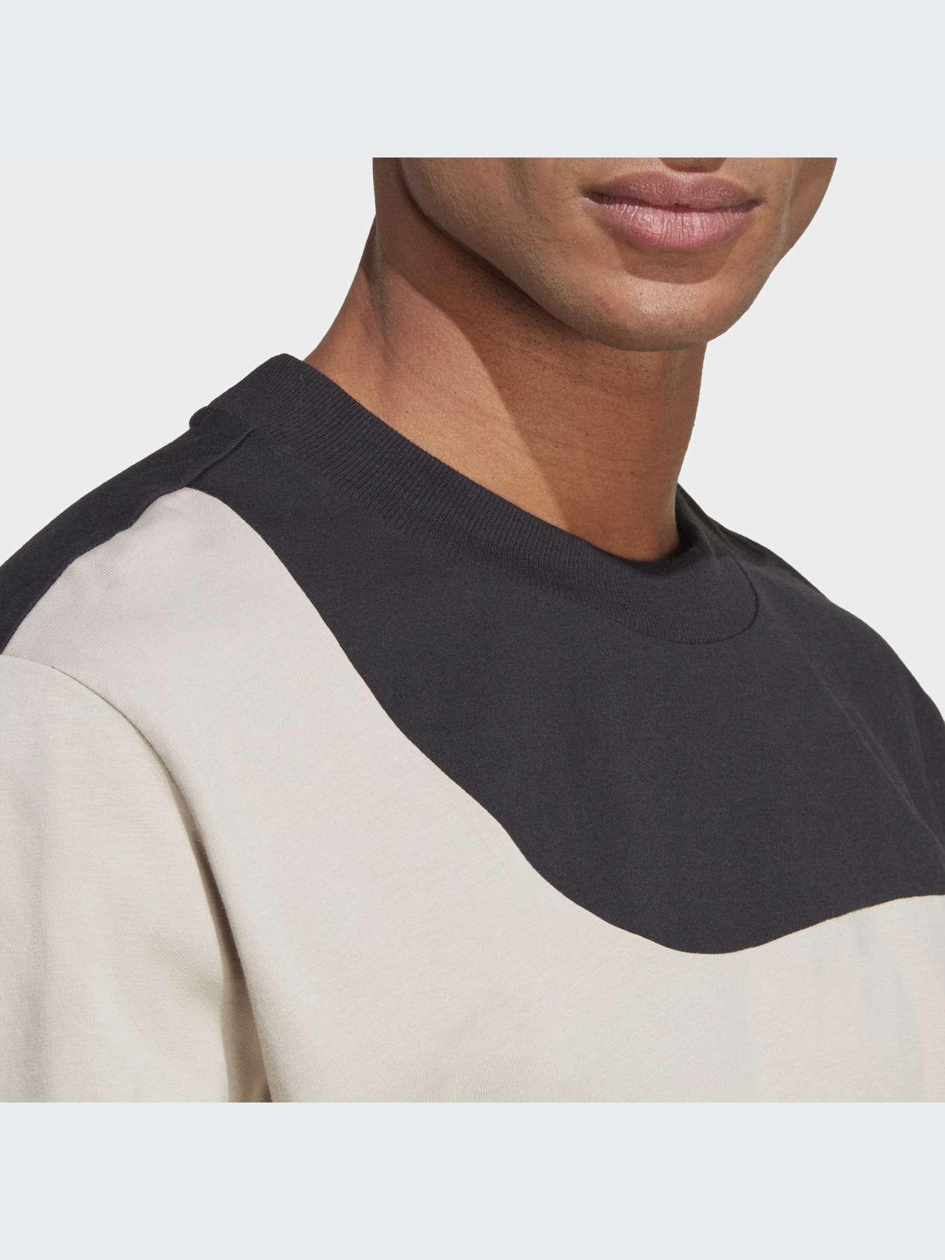 Футболка спортивная Adidas модель HR8213 Фото