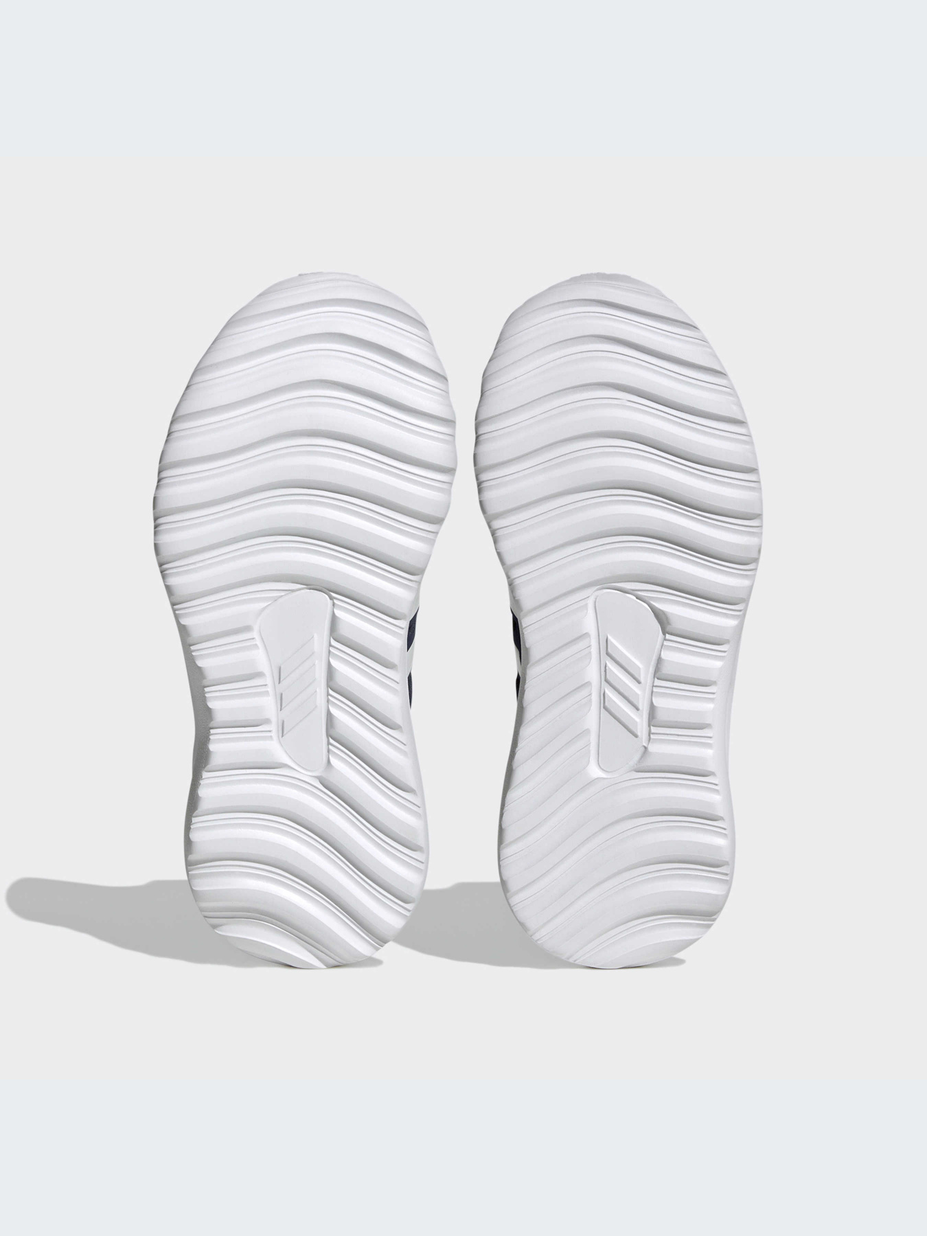 Кроссовки Adidas модель H03622 Фото