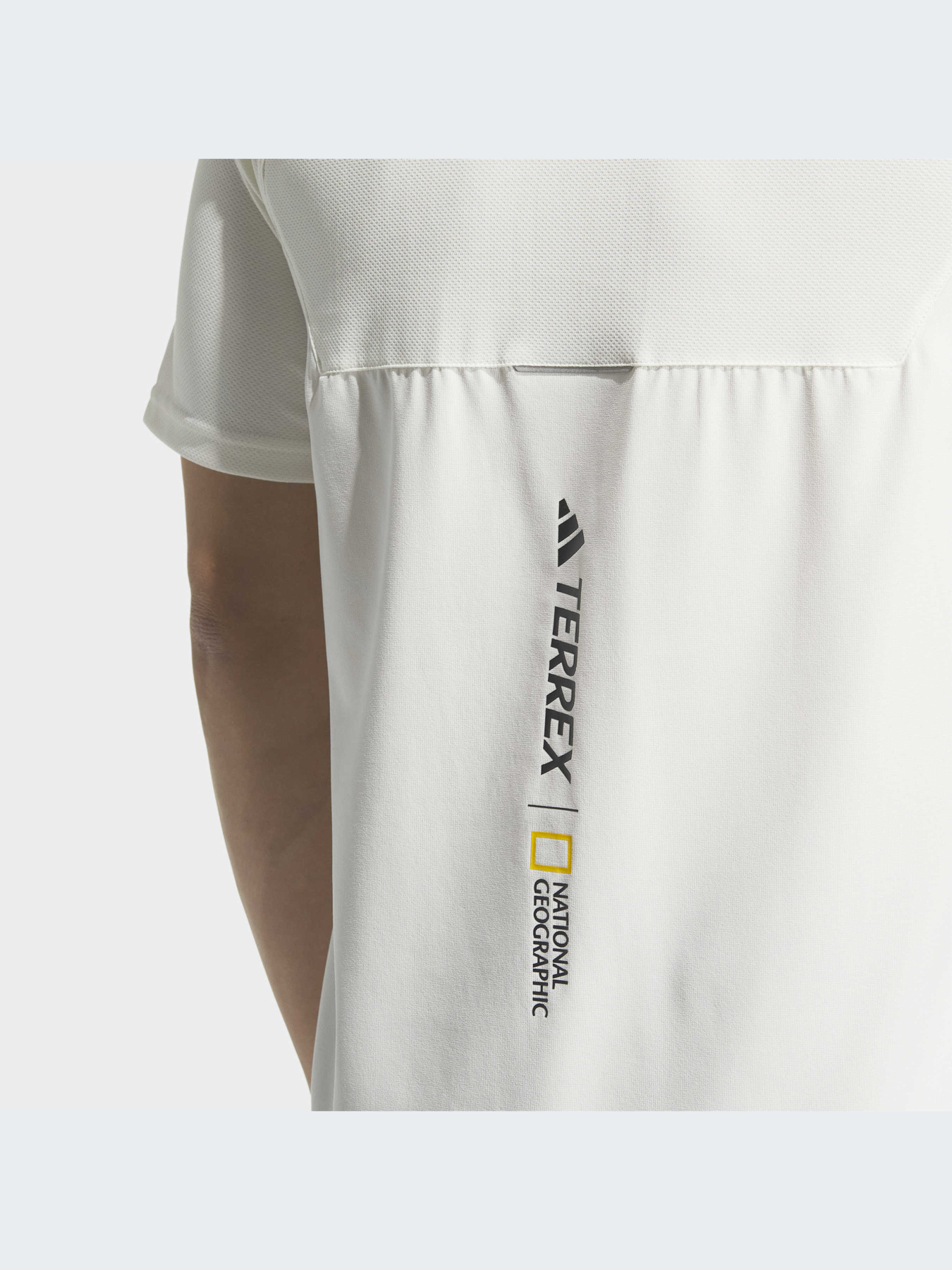 Спортивна футболка Adidas модель IC1987 Фото