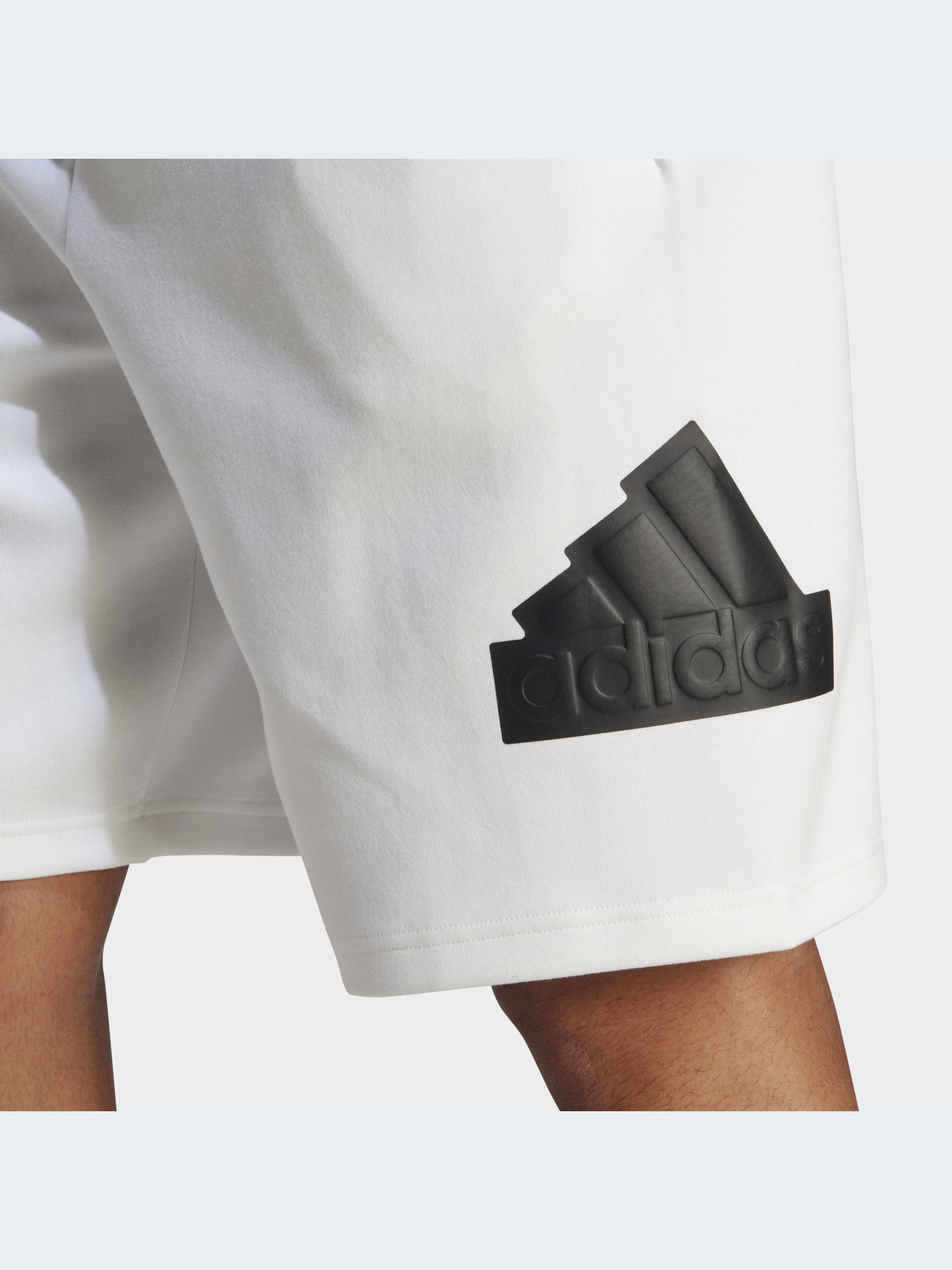 Повседневные шорты Adidas модель IC3738 Фото