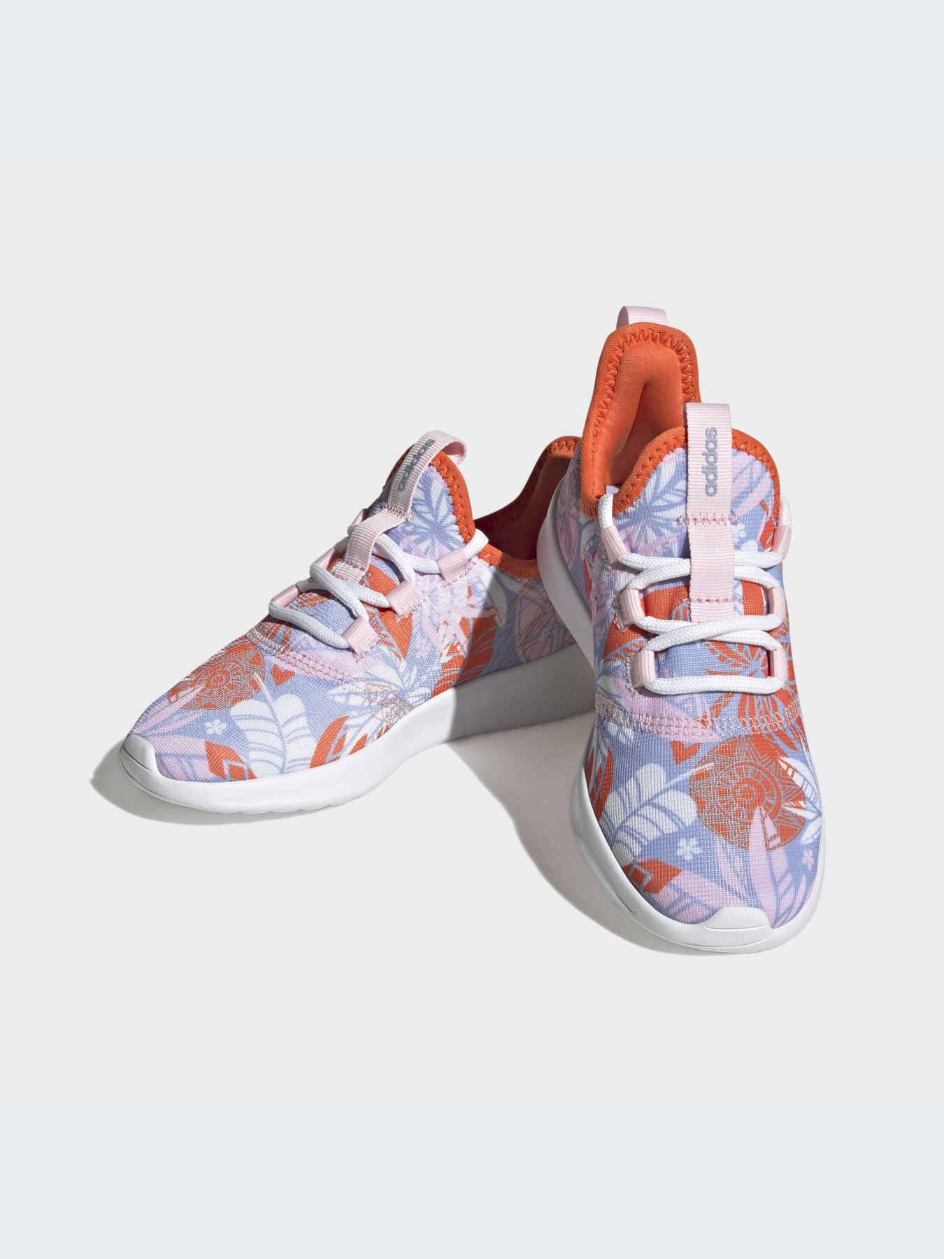 Кроссовки повседневные Adidas x Disney модель HQ1293 Фото