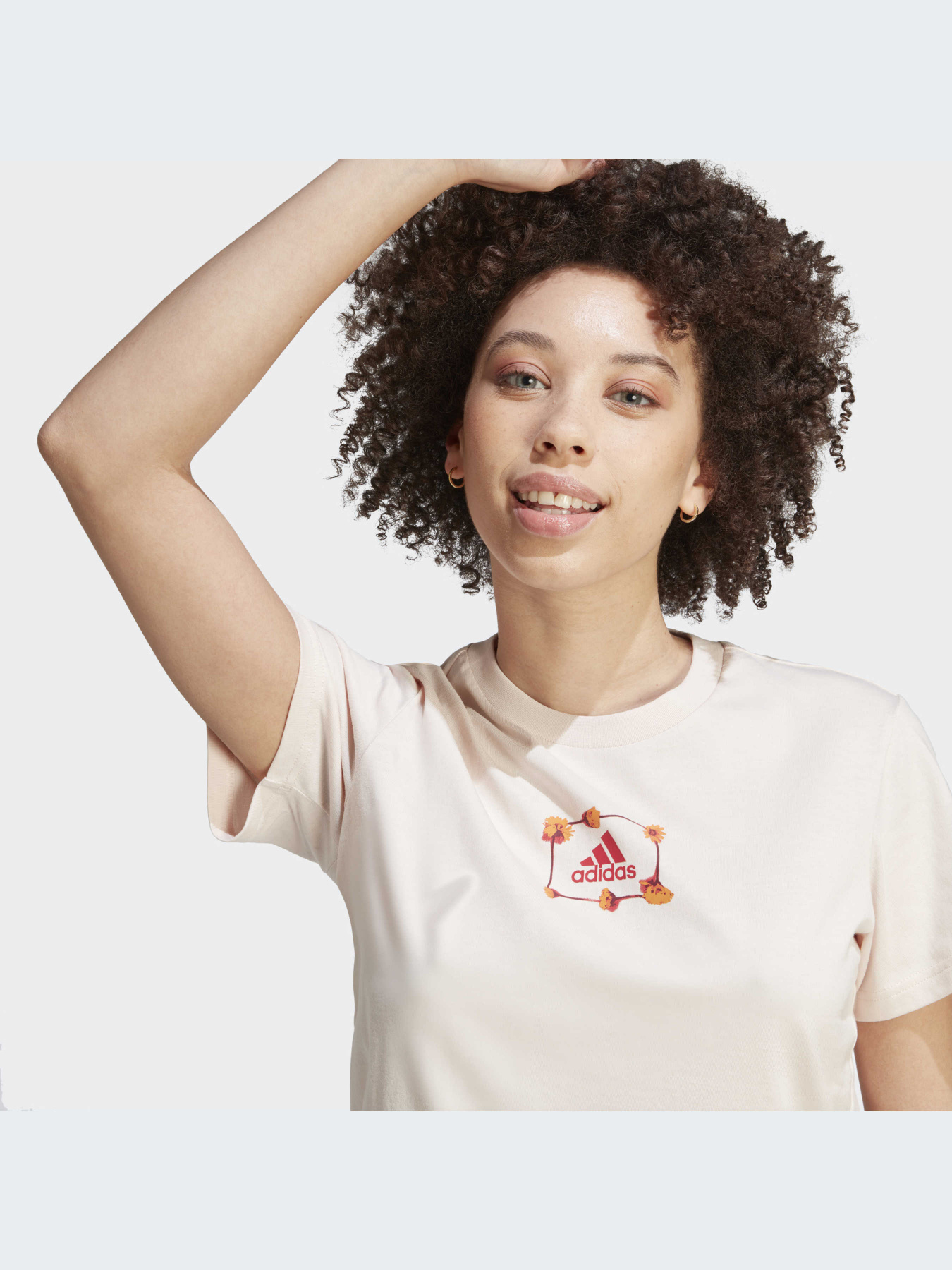Футболки и поло Adidas Graphics модель IJ7323-KZ Футболки и поло Adidas Graphics модель IJ7323-KZ Фото