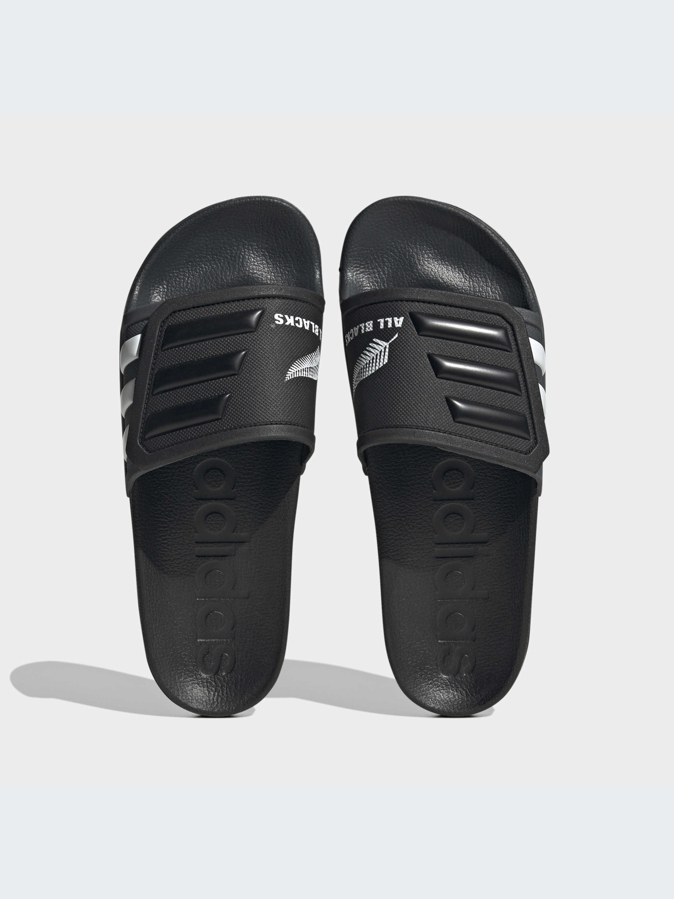 Шлепанцы Adidas модель HQ1948 Шлепанцы Adidas модель HQ1948 Фото