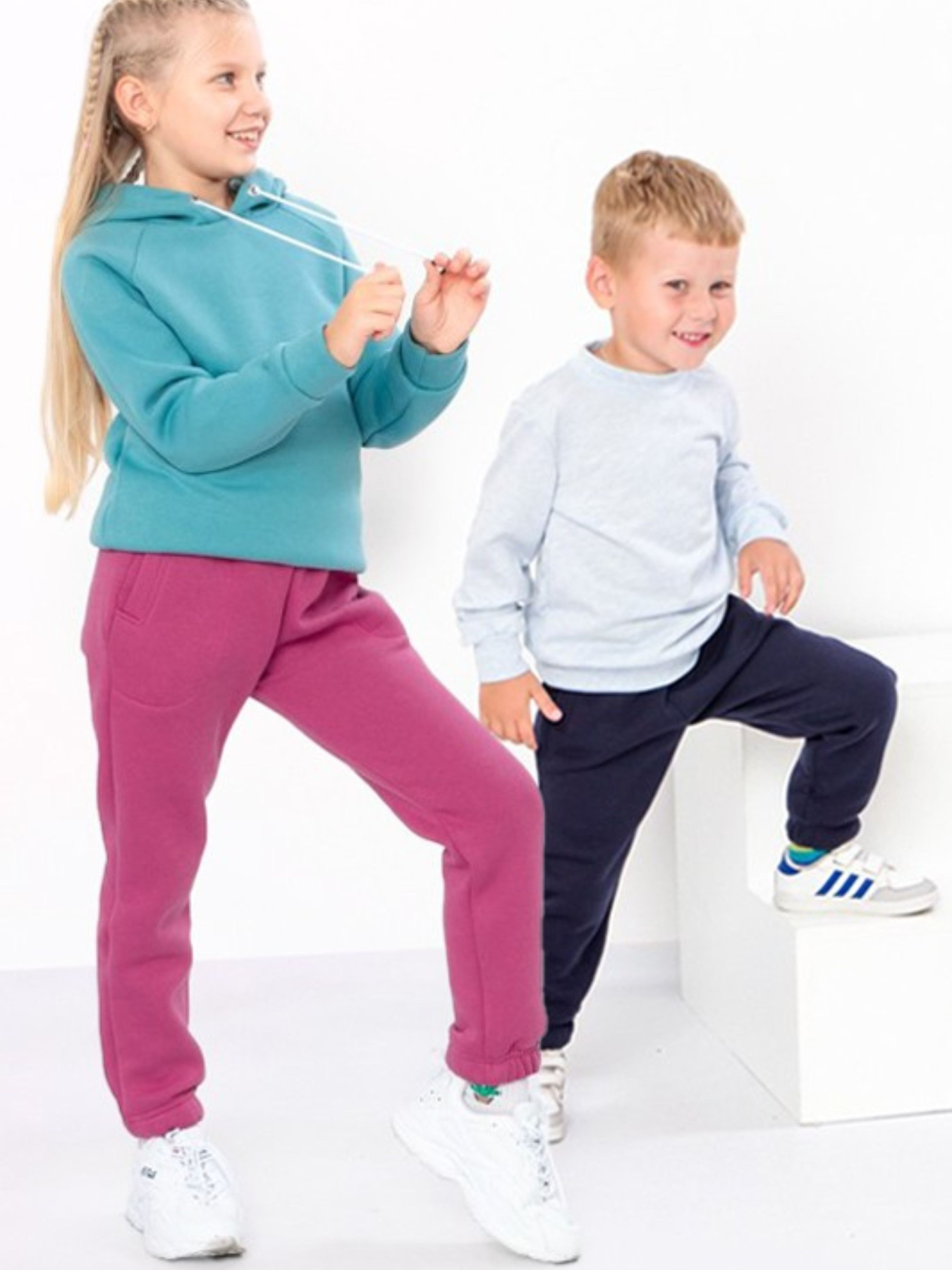 Джоггеры Носи своє модель 6060-025-malinovij-koral Джоггеры Носи своє модель 6060-025-malinovij-koral Фото