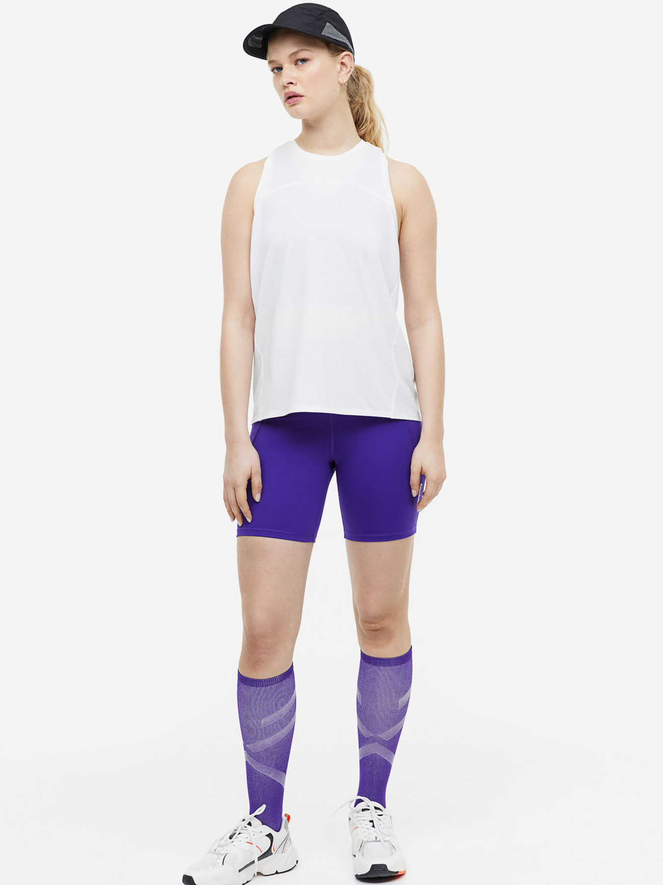 Спортивна майка H&M модель 70203 Фото