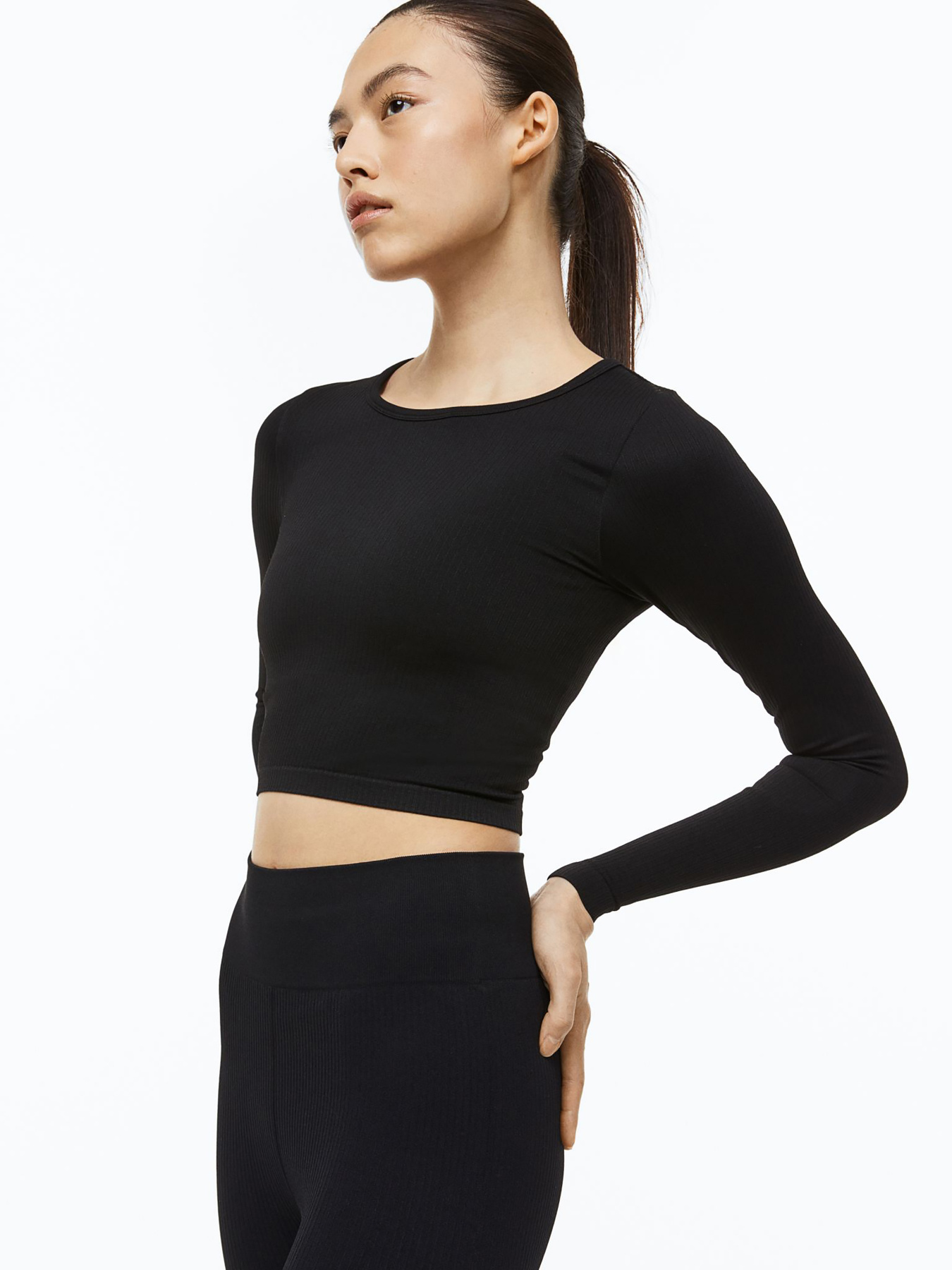 Топ спортивный H&M модель 70280 Фото