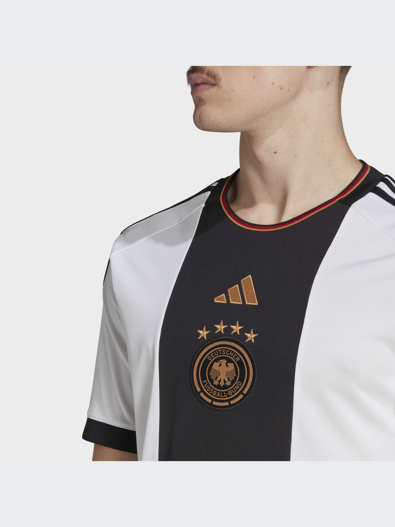 Футболка спортивная Adidas модель HJ9606 Фото