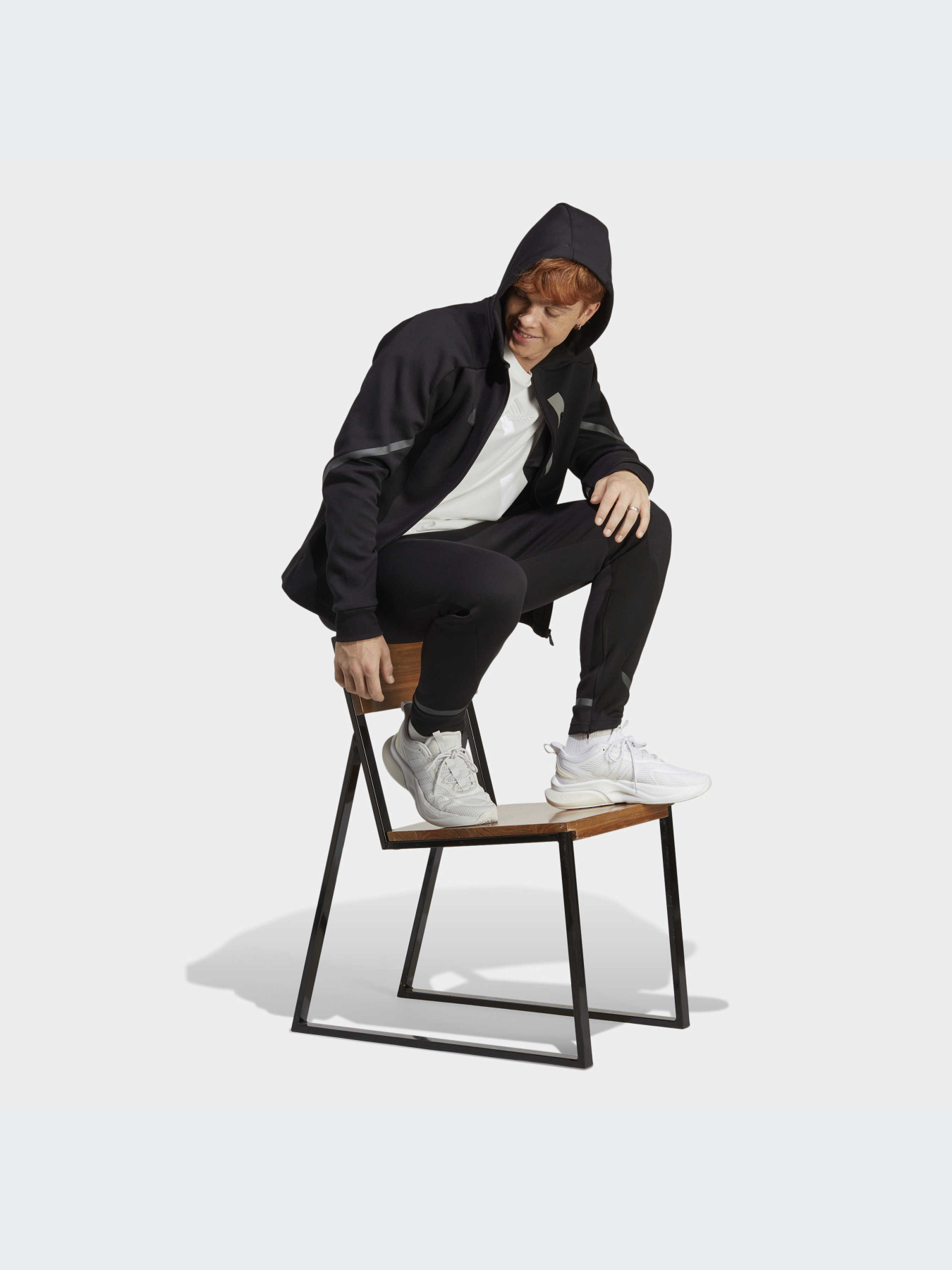 Брюки повседневные Adidas модель IC8032 Фото