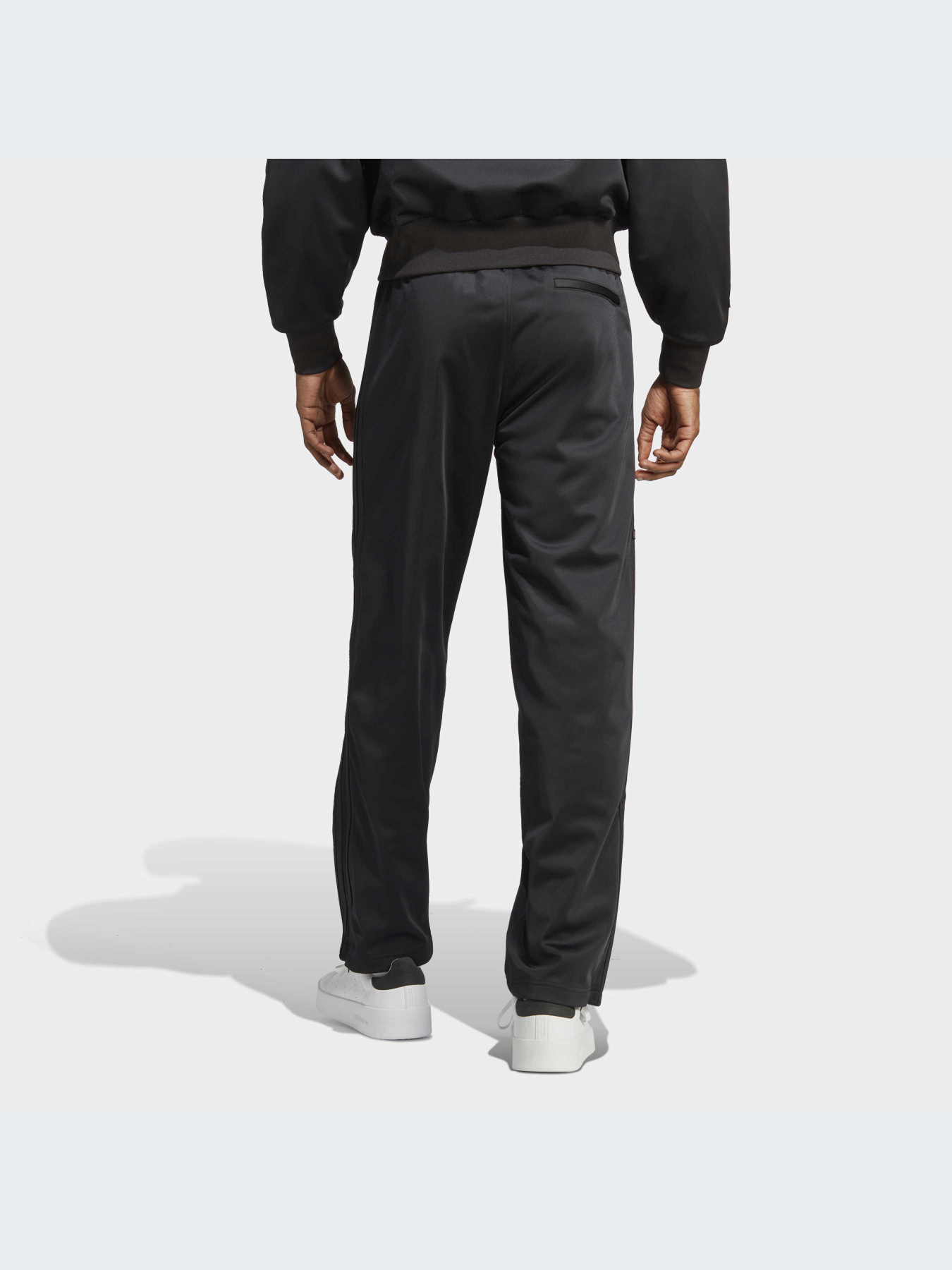 Повседневные штаны Adidas модель IA2432 Фото