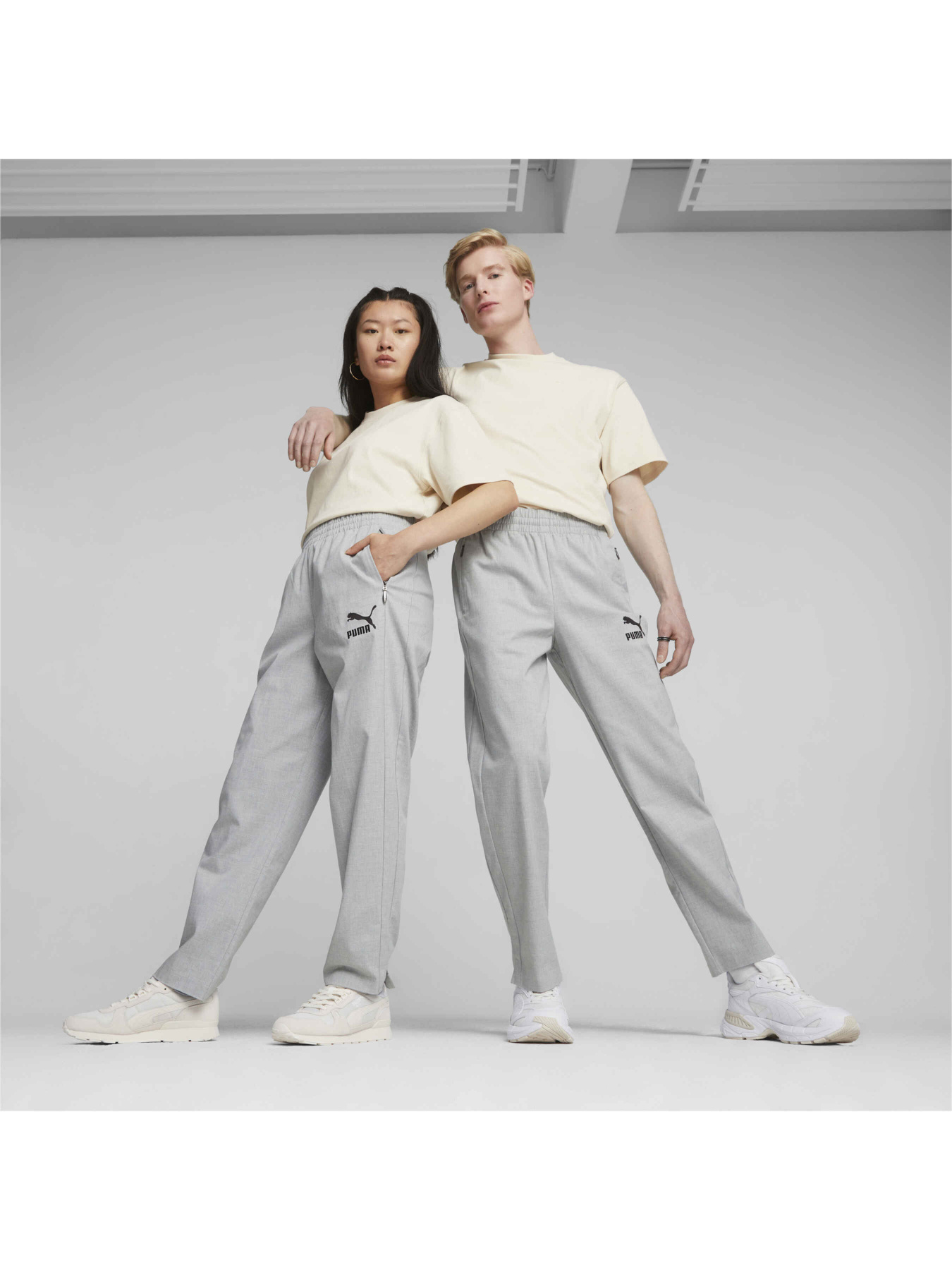 Штани спортивні PUMA Luxe Sport T7 Pants модель 620854 Фото