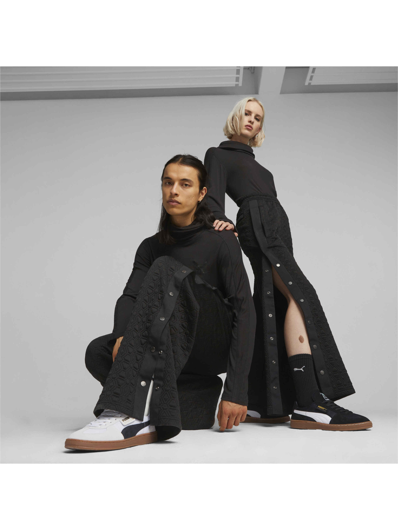 Повседневные штаны PUMA Luxe Sport T7 Wide Leg Pants модель 620853 Фото