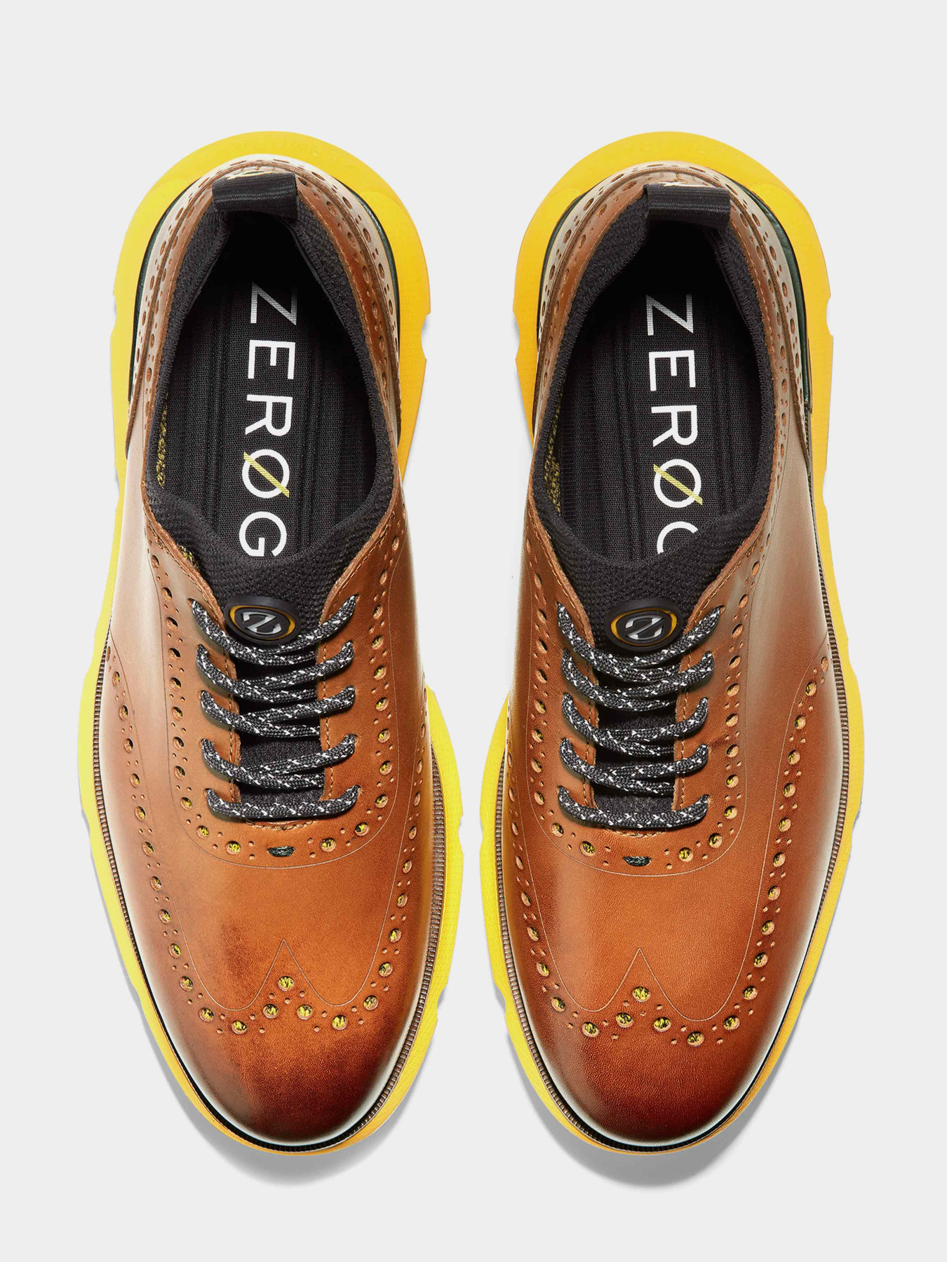 Кроссовки повседневные Cole Haan модель C31892 Фото