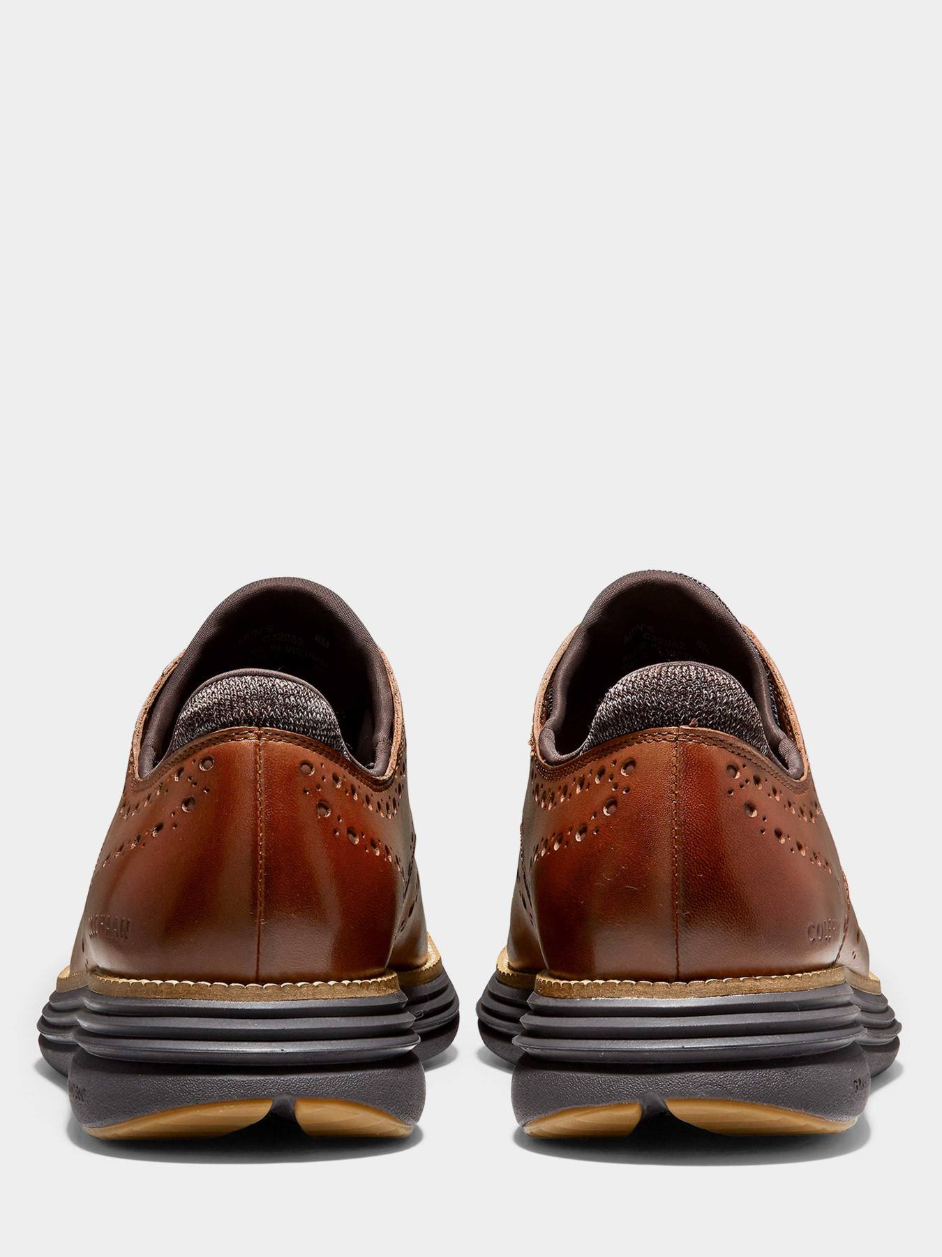 Оксфорди Cole Haan модель C32062 Фото