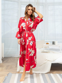 Халат ISSA Plus модель 14353_красный Халат ISSA Plus модель 14353_красный Фото