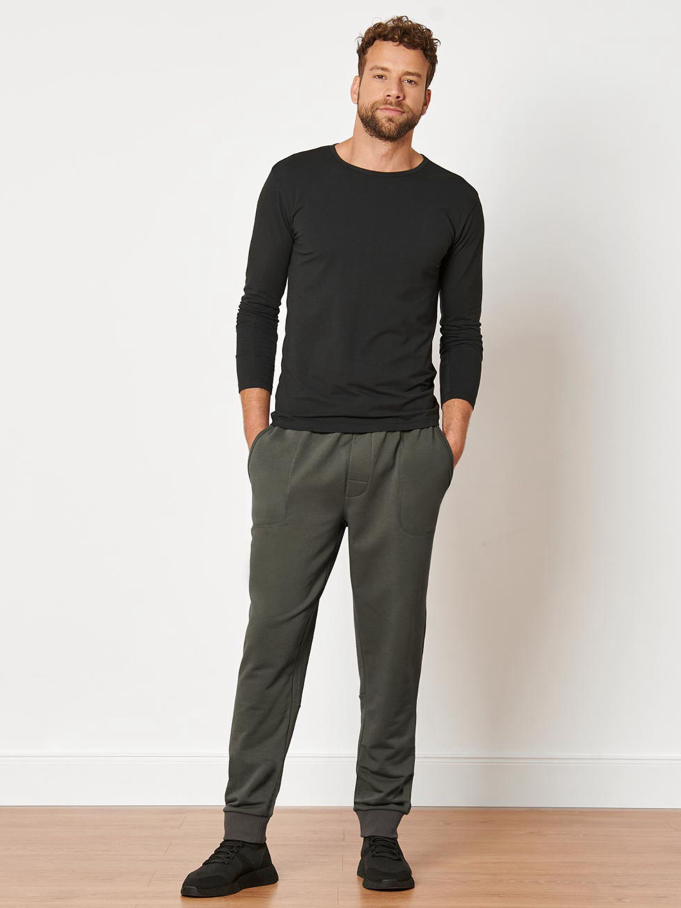 Джоггеры Tchibo модель T1701273088 Джоггеры Tchibo модель T1701273088 Фото