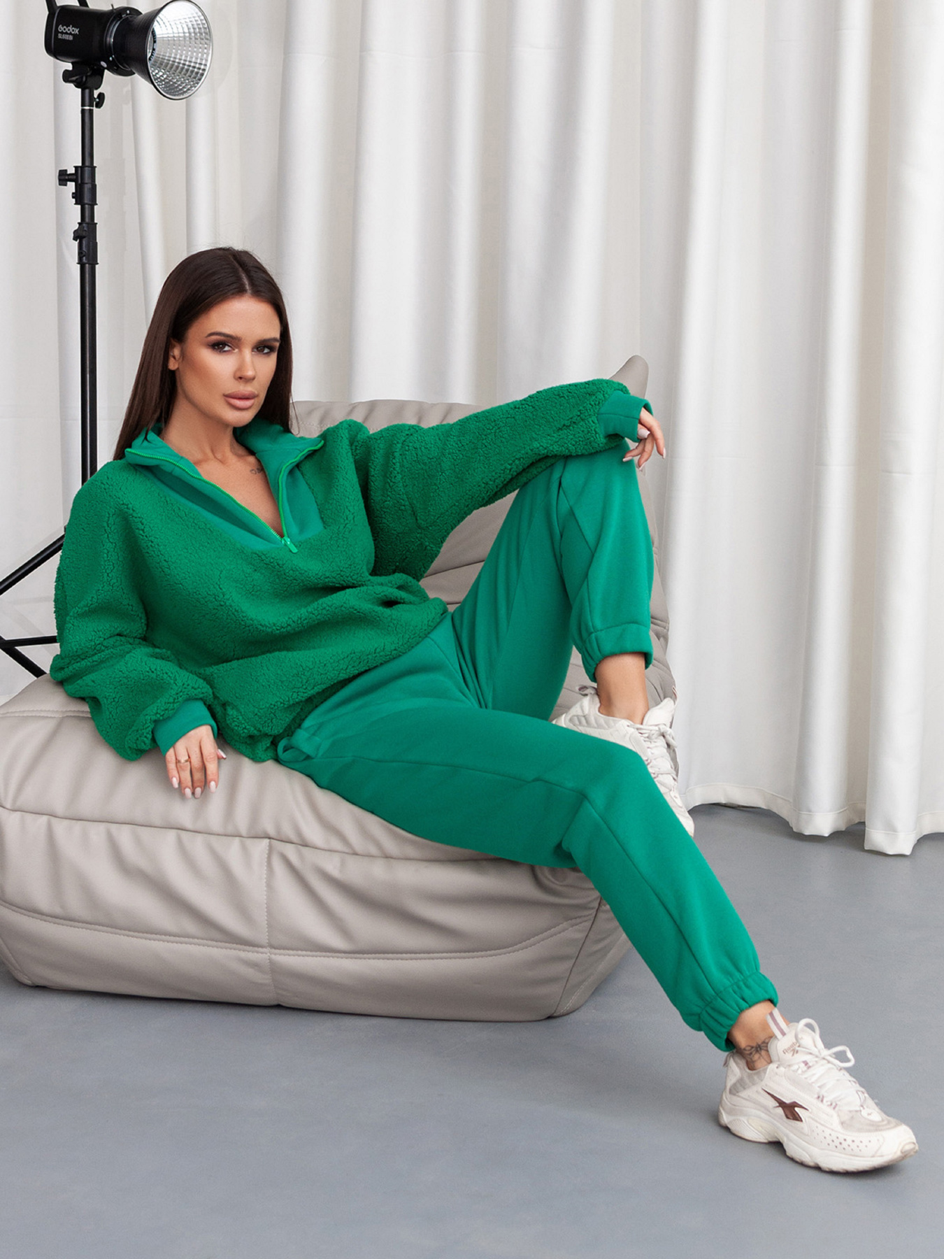 Повседневный костюм ISSA Plus модель 14373_зеленый Фото