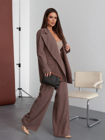 Деловой костюм ISSA Plus модель 14376_коричневый Фото