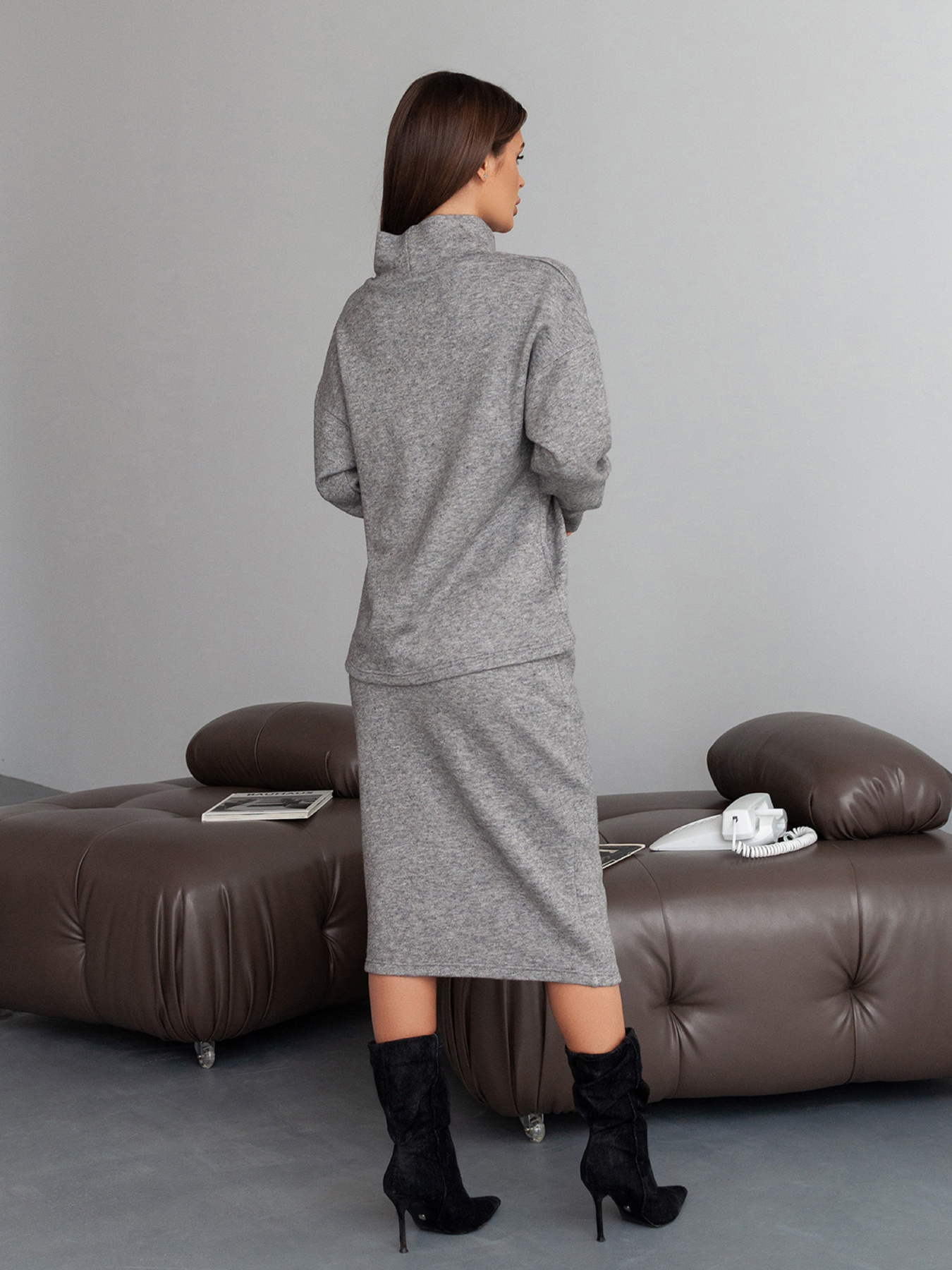 Повсякденний костюм ISSA Plus модель 14380_серый Фото