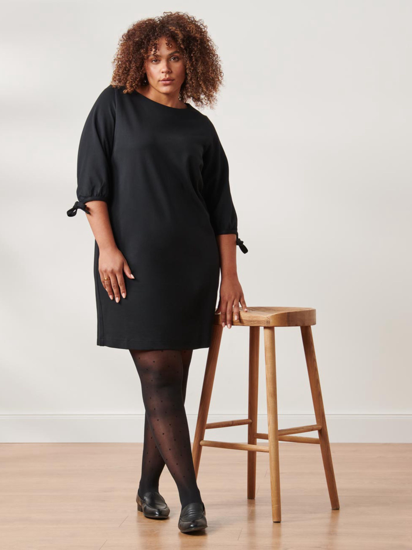 Платье мини Tchibo модель T1701123131 Фото