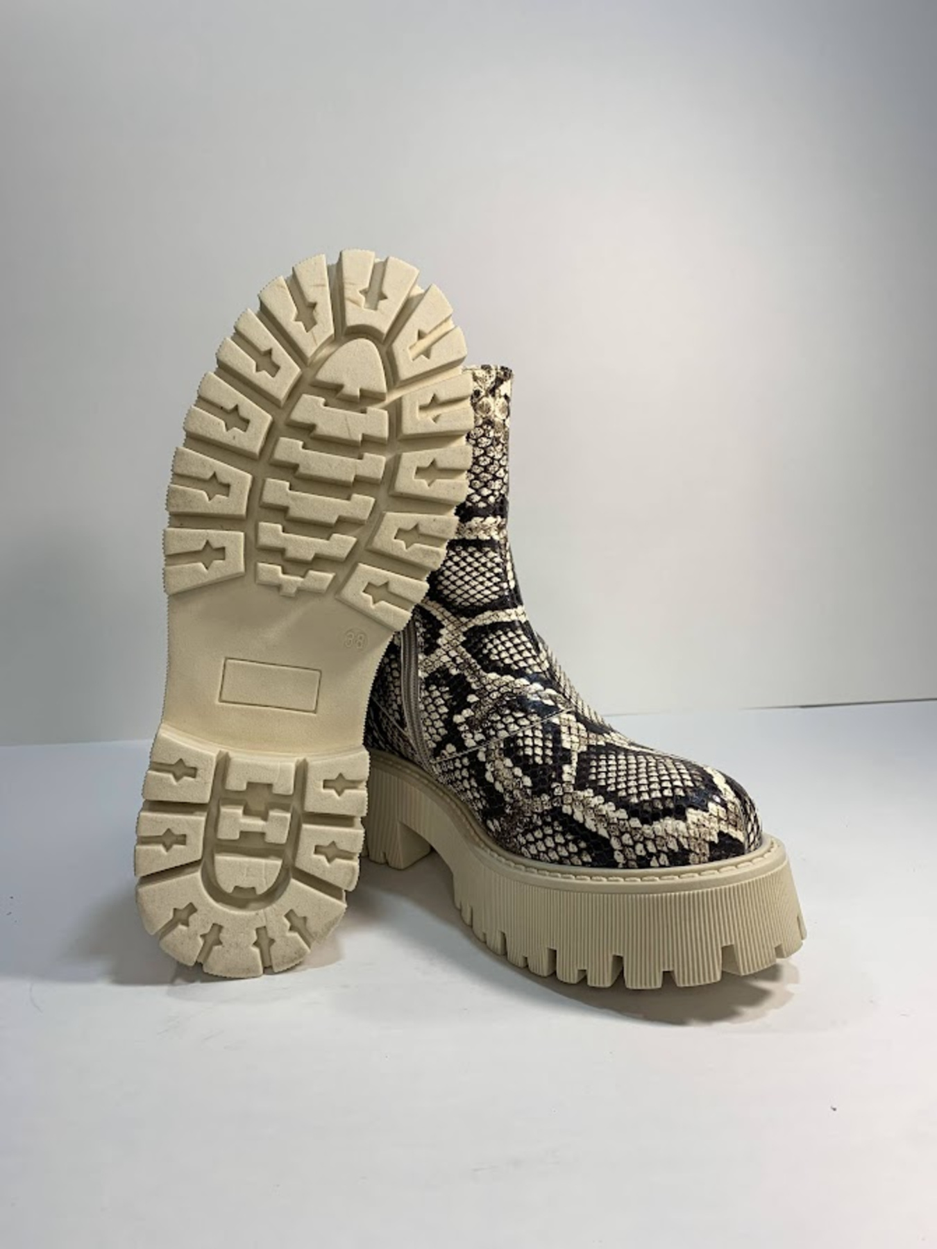 Черевики Diana Anipko модель D334 Фото