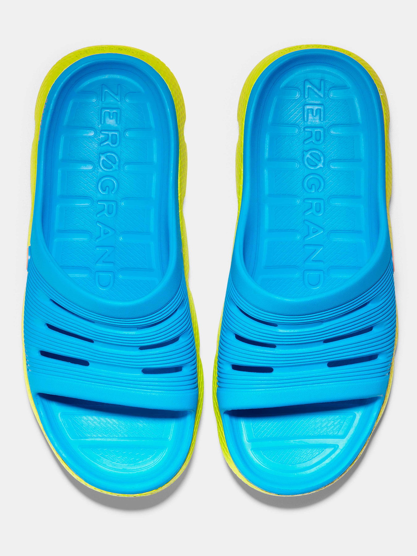 Шлёпанцы Cole Haan модель W22985 Фото