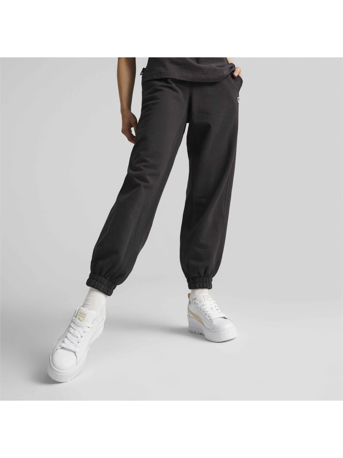 Штани спортивні PUMA Downtown Sweatpants модель 538368 Фото