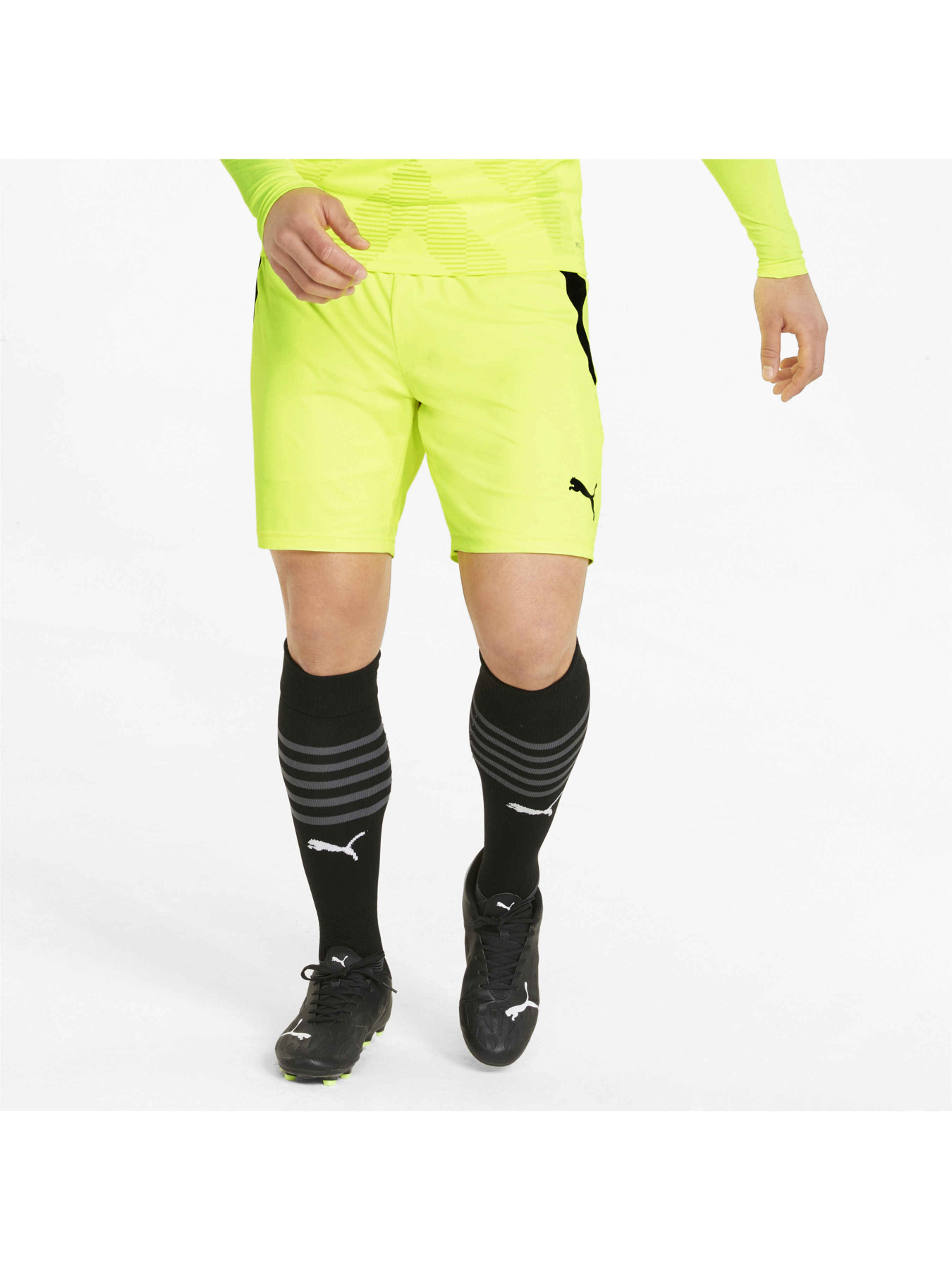 Шорты спортивные PUMA Teamliga Shorts модель 704924 Фото