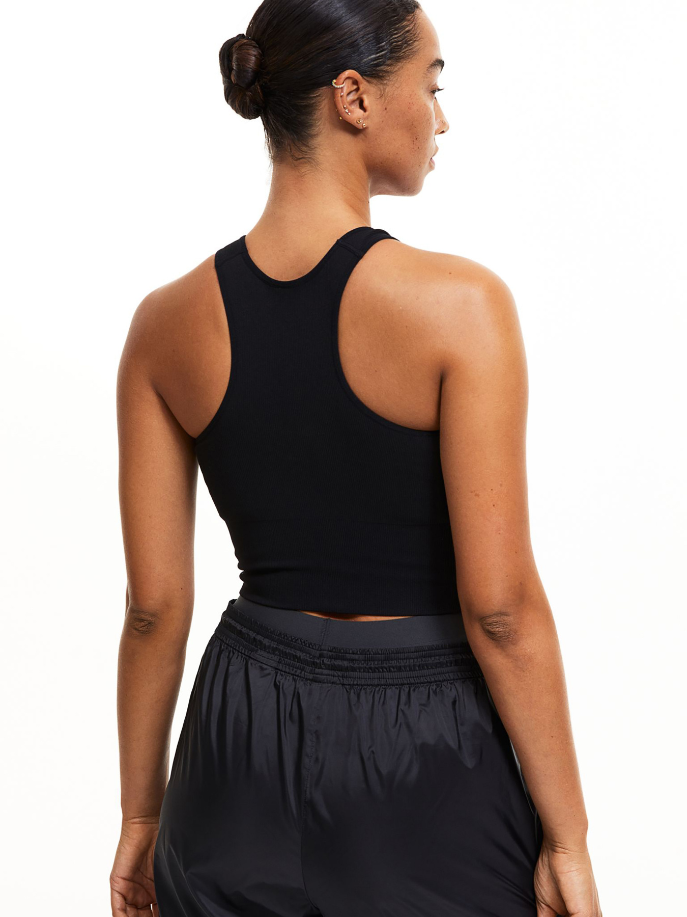 Спортивный топ H&M модель 70328 Фото