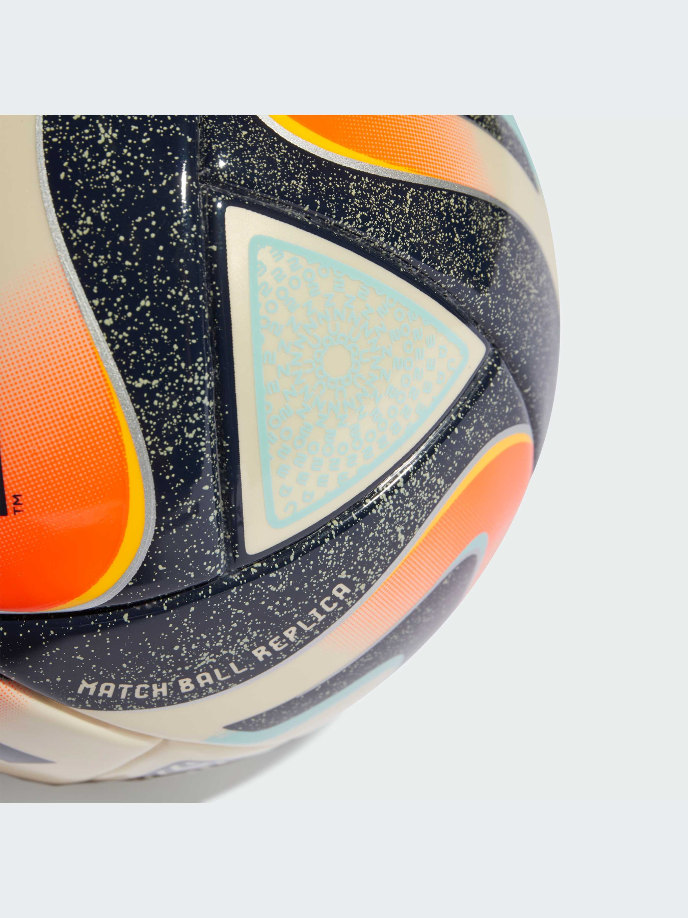 Мячи Adidas модель IA1009 Фото