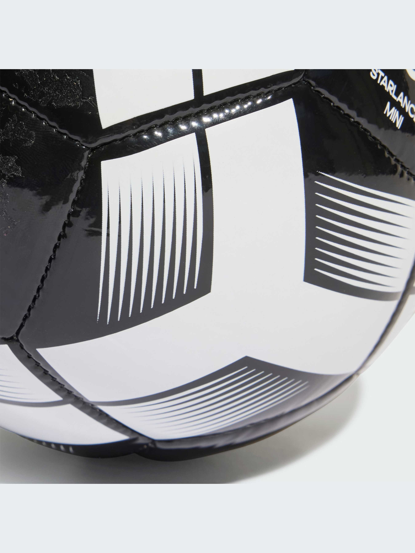 М'ячі Adidas модель HE3811 Фото