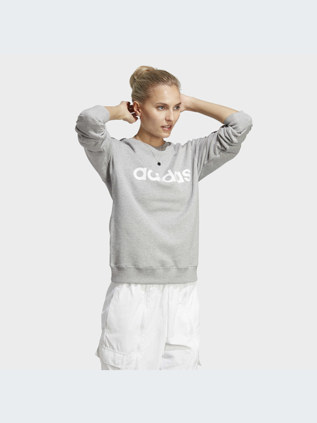 Свитшот Adidas модель IC6880 Фото