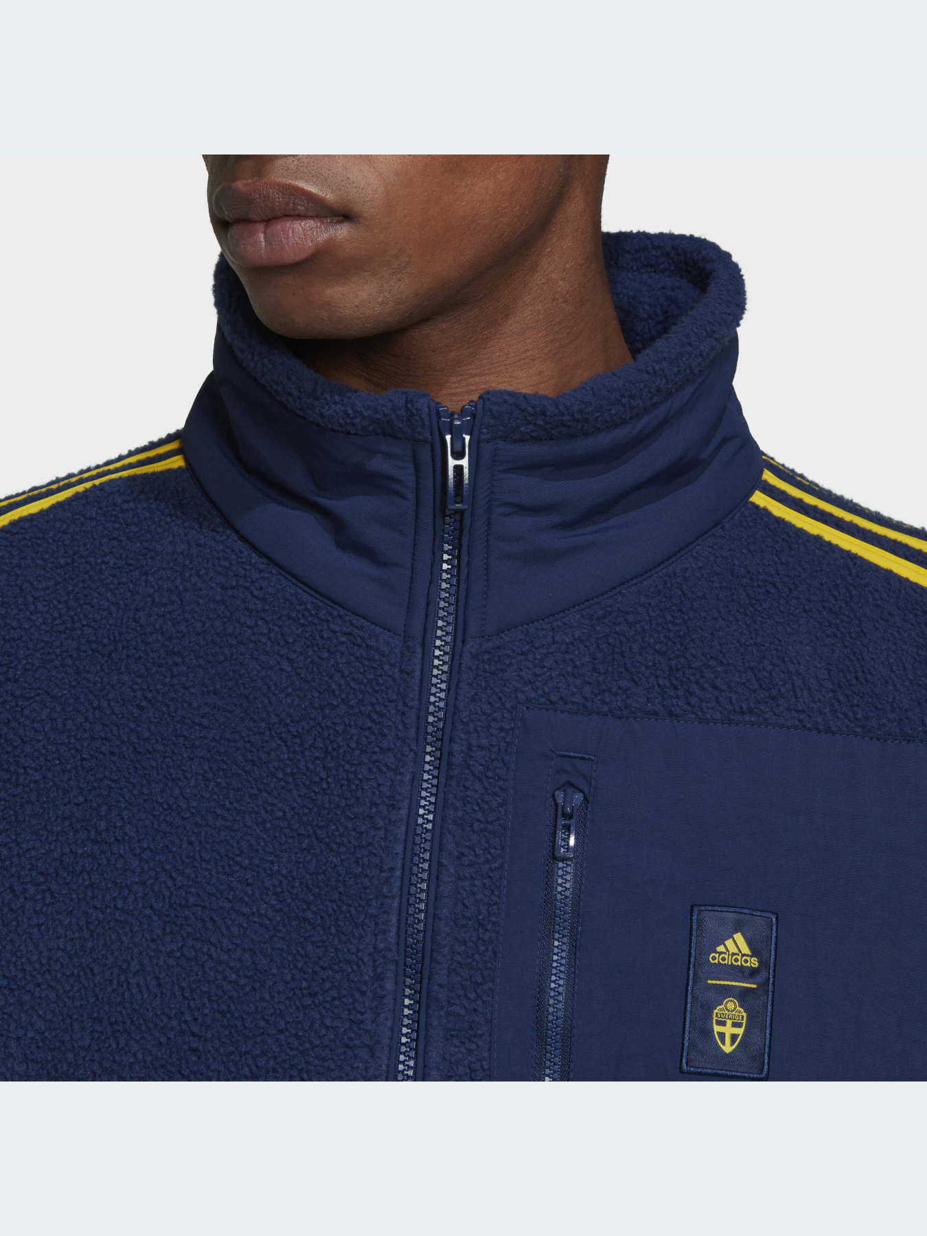 Ветровка Adidas модель HE1425 Фото