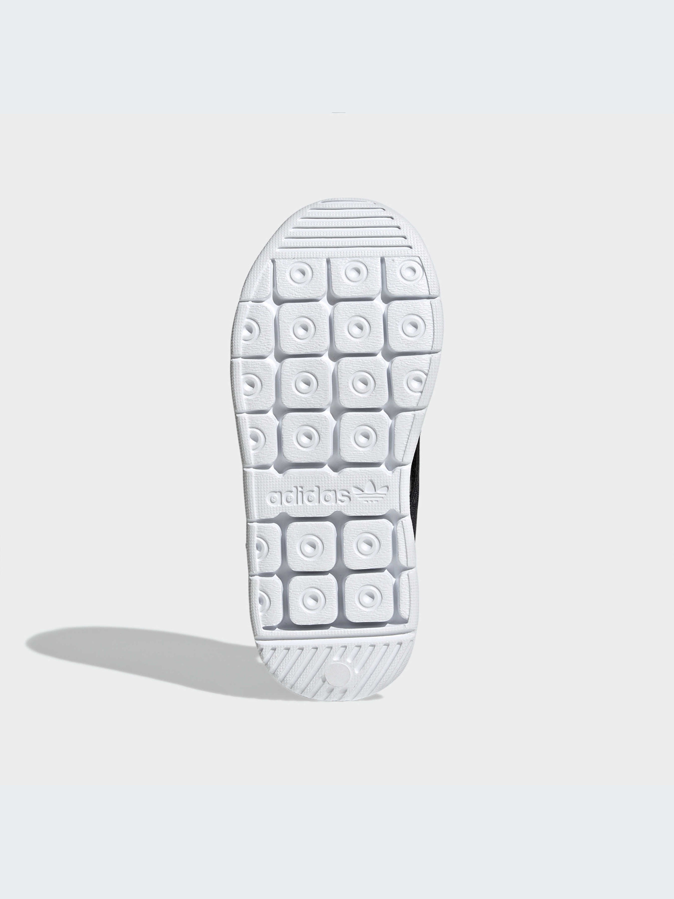 Сандалии Adidas модель GW2590 Сандалии Adidas модель GW2590 Фото