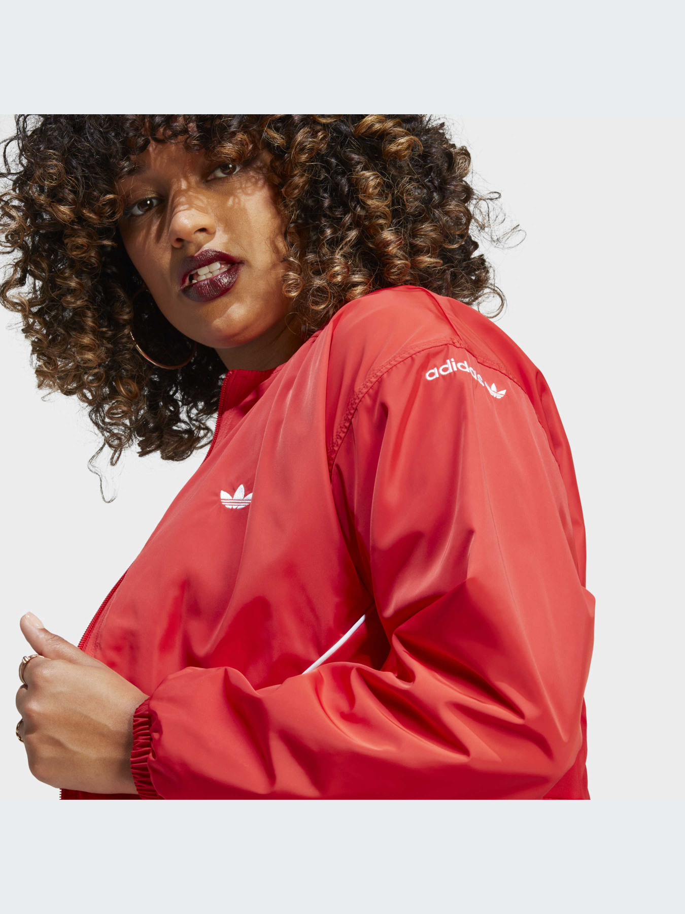 Ветровка Adidas Adicolor модель IC5376 Фото