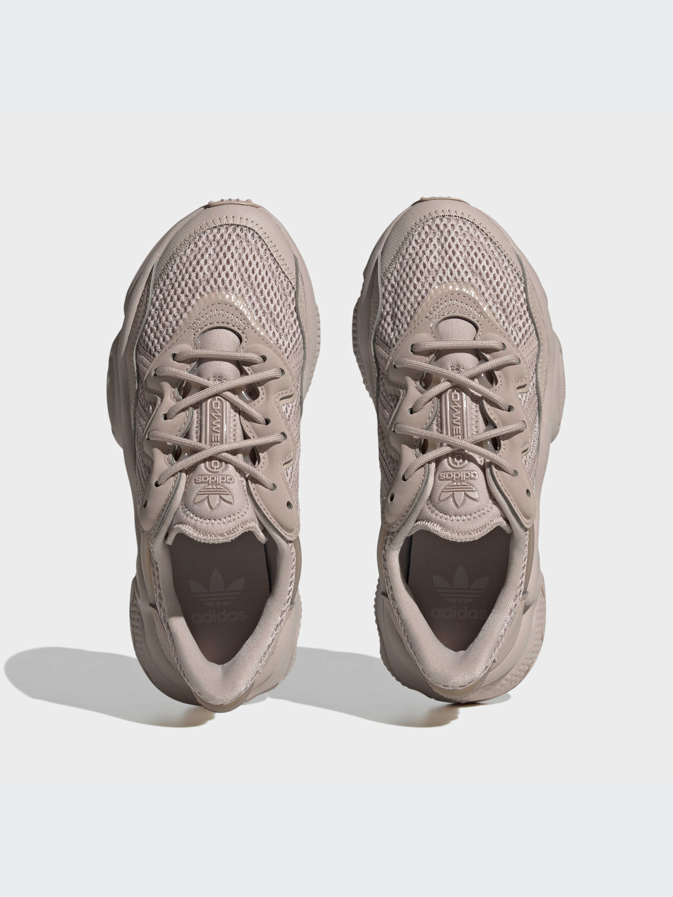 Кроссовки повседневные Adidas Ozweego модель HQ1621 Кроссовки повседневные Adidas Ozweego модель HQ1621 Фото